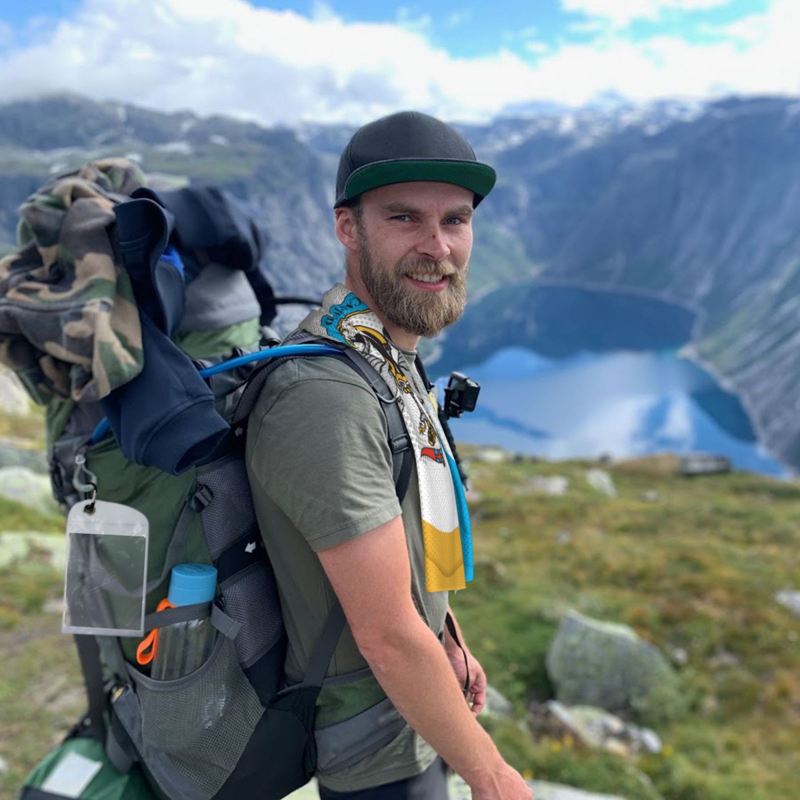 Newcastle United Sports Towel CET2120 - Soccerfana