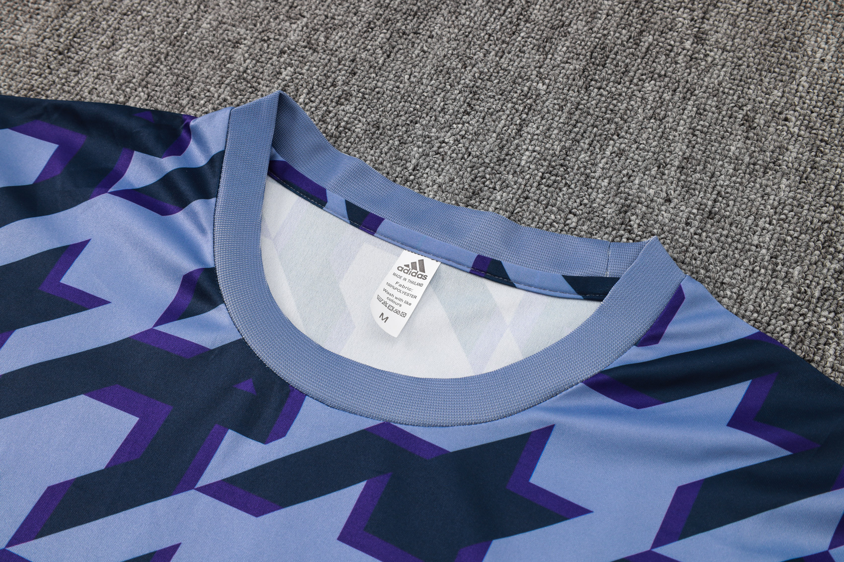 Real Madrid Short Sleeve Track Suit 2024/25 MEN523 - Soccerfana