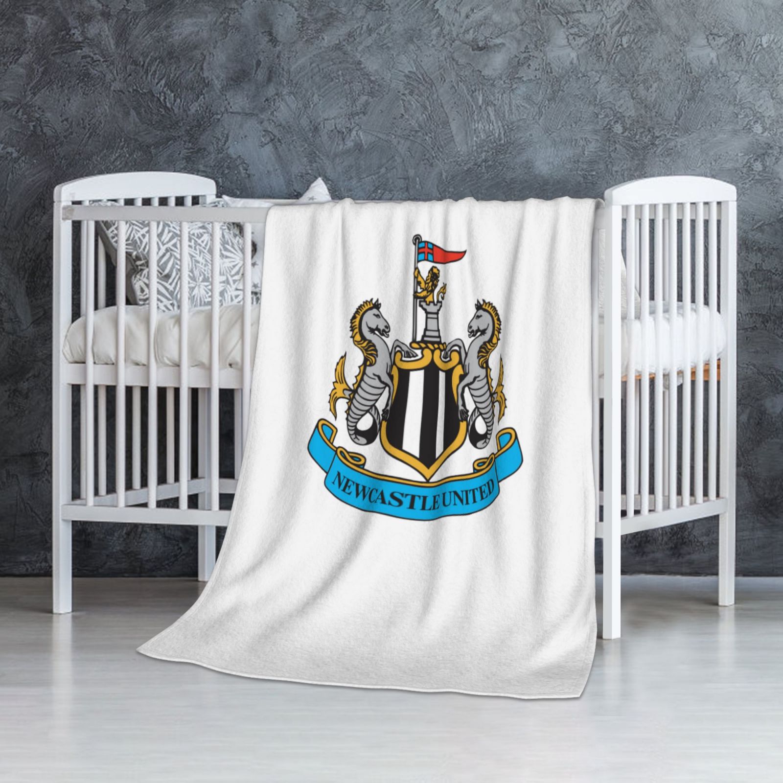 Newcastle United Flannel Blanket FLB1604 - Soccerfana