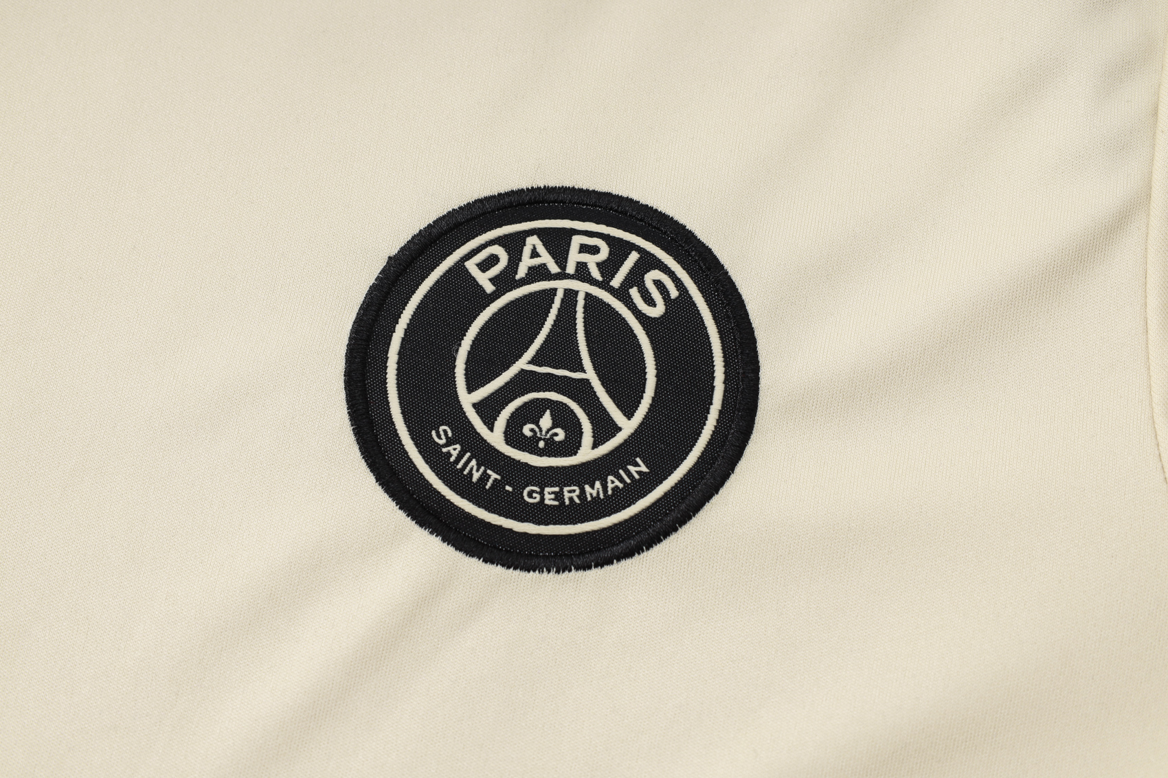 Paris Saint-Germain Short Sleeve Track Suit 2024/25 MEN520 - Soccerfana