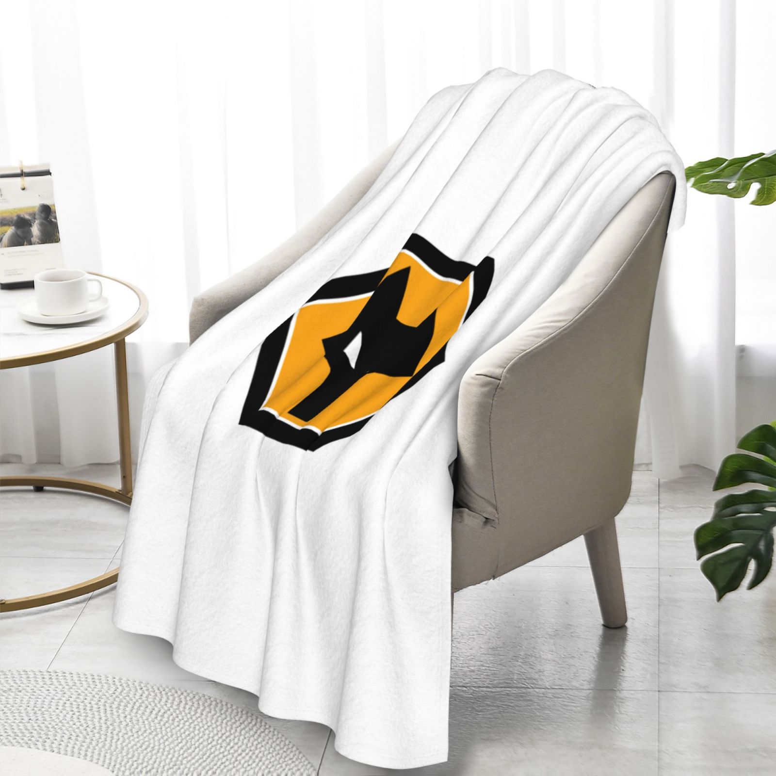 Wolverhampton Wanderers Flannel Blanket FLB1553 - Soccerfana