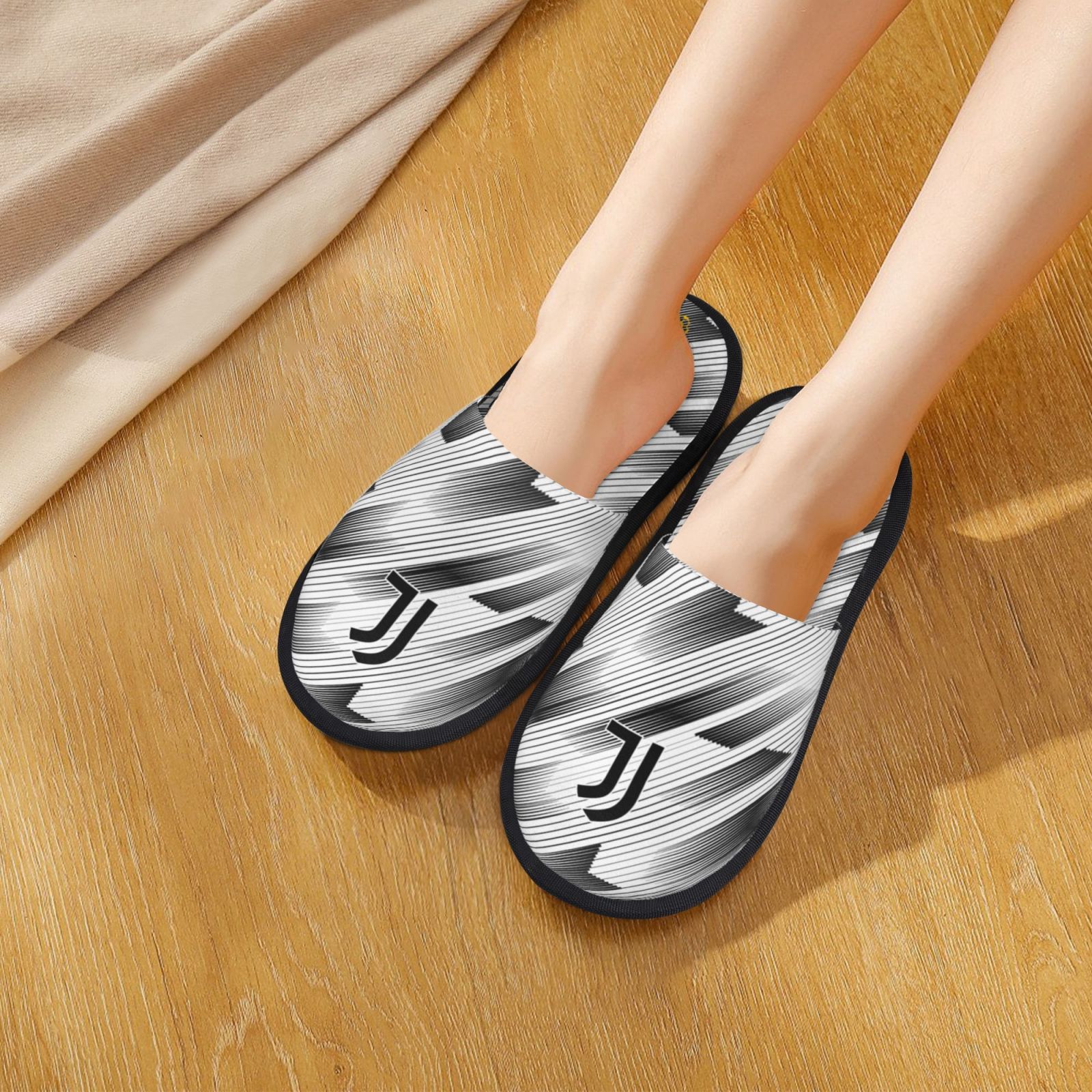 Juventus Cotton Slippers FSP2361 - Soccerfana