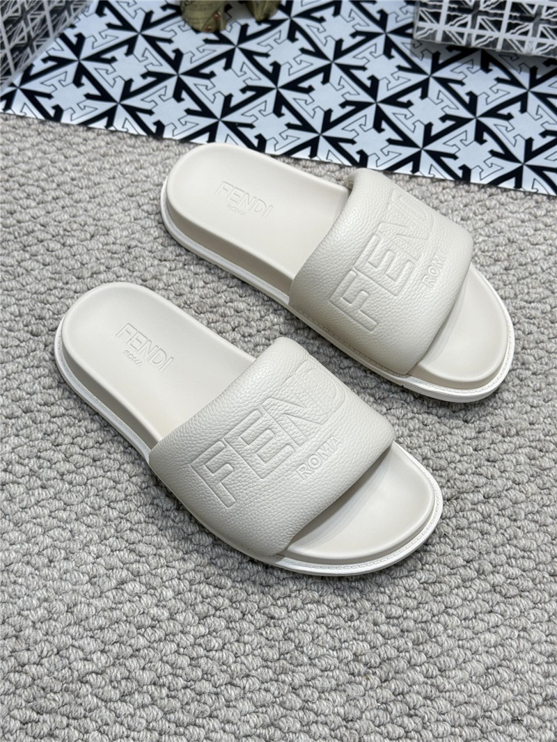 Fendi flip flops replica online