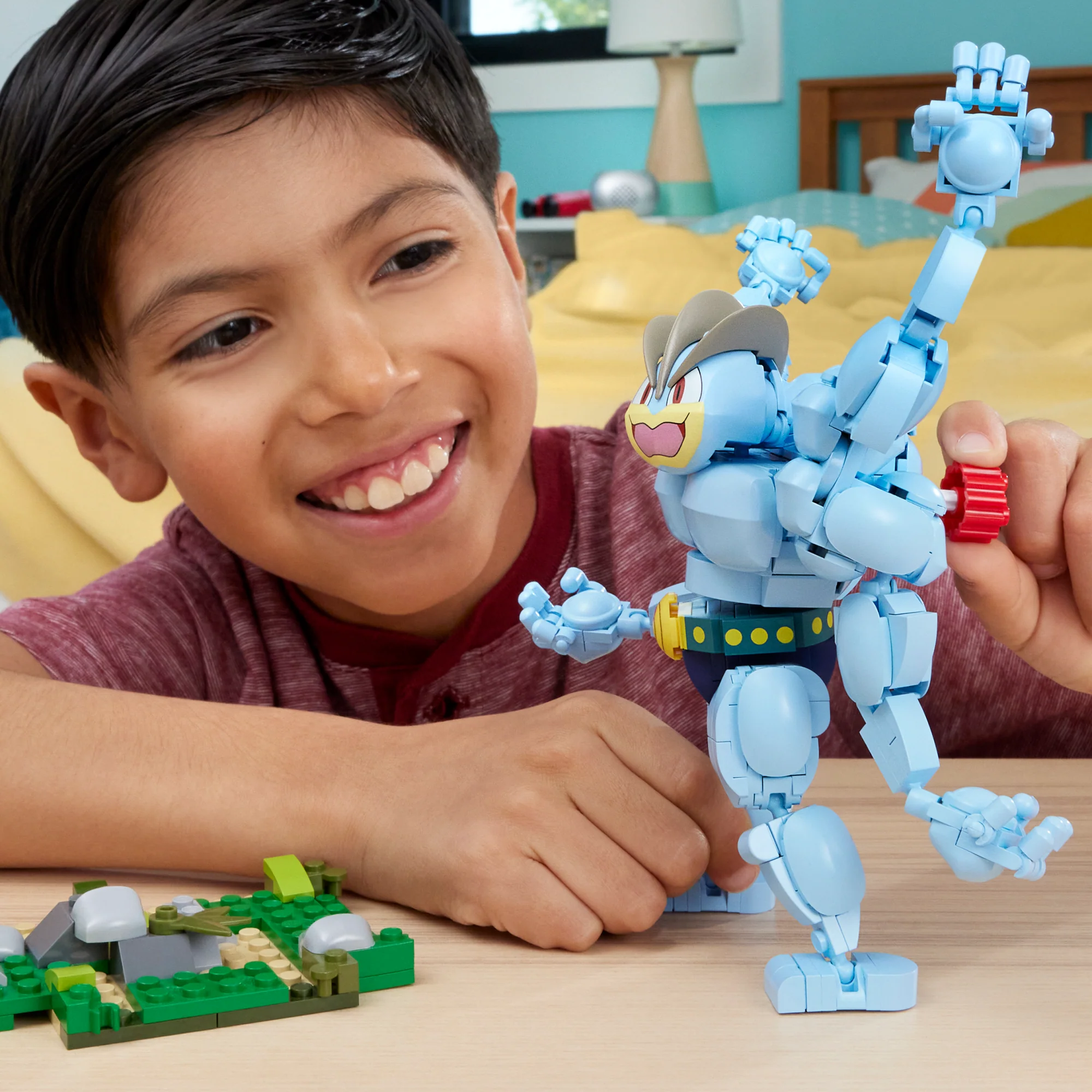 MEGA Pokémon Machamp Building Toy Kit (401 Pieces) With 1 Poseable Figure For Kids