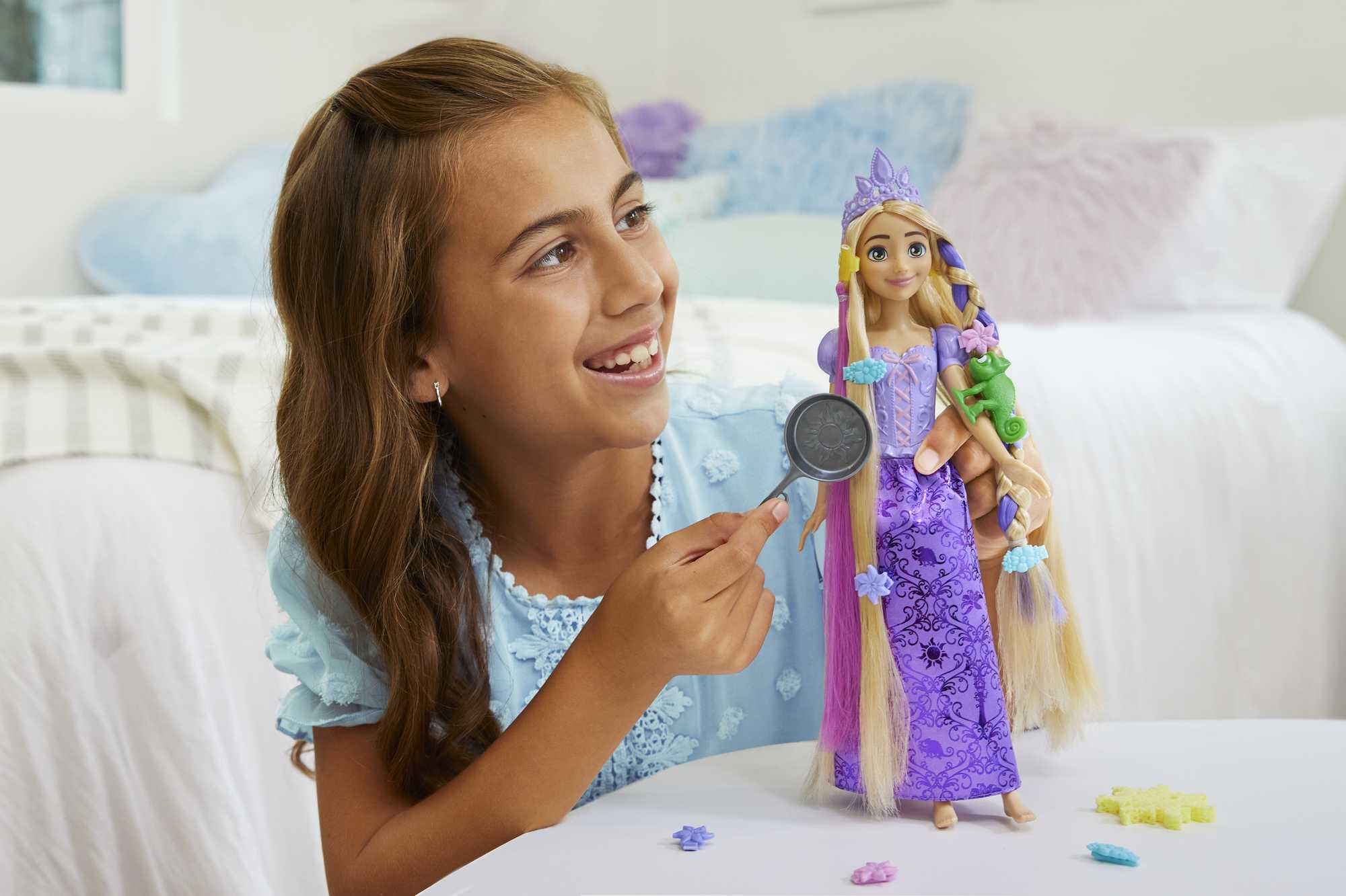 Disney Princess Fairy-Tale Hair Rapunzel Doll And 10+ Hairstyling Accessories, Plus Color Change