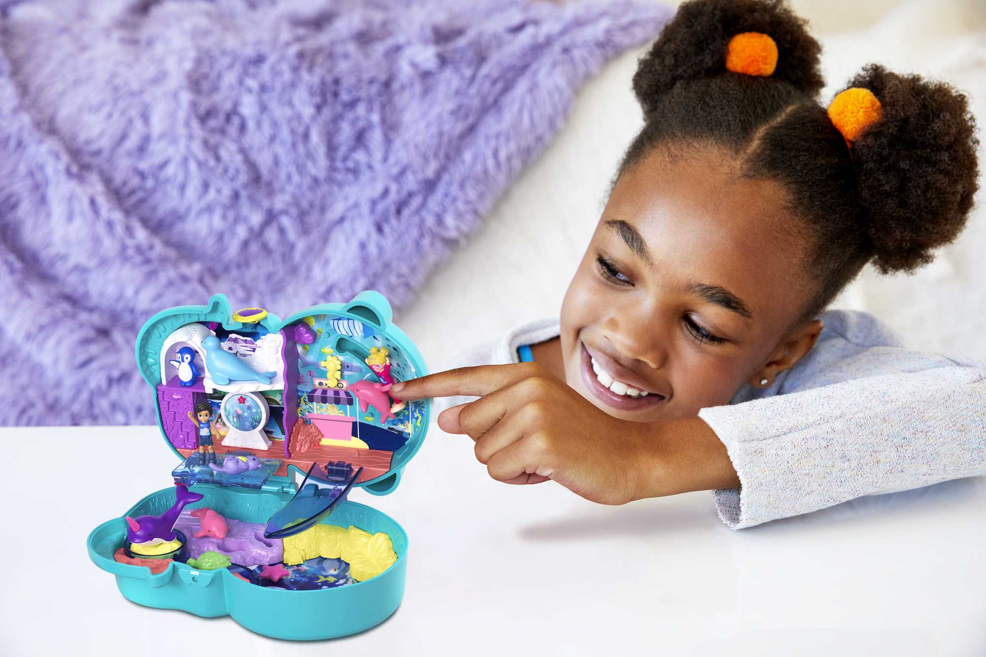 Polly Pocket Otter Aquarium Compact Playset With 2 Micro Dolls & Accessories, Travel Toys