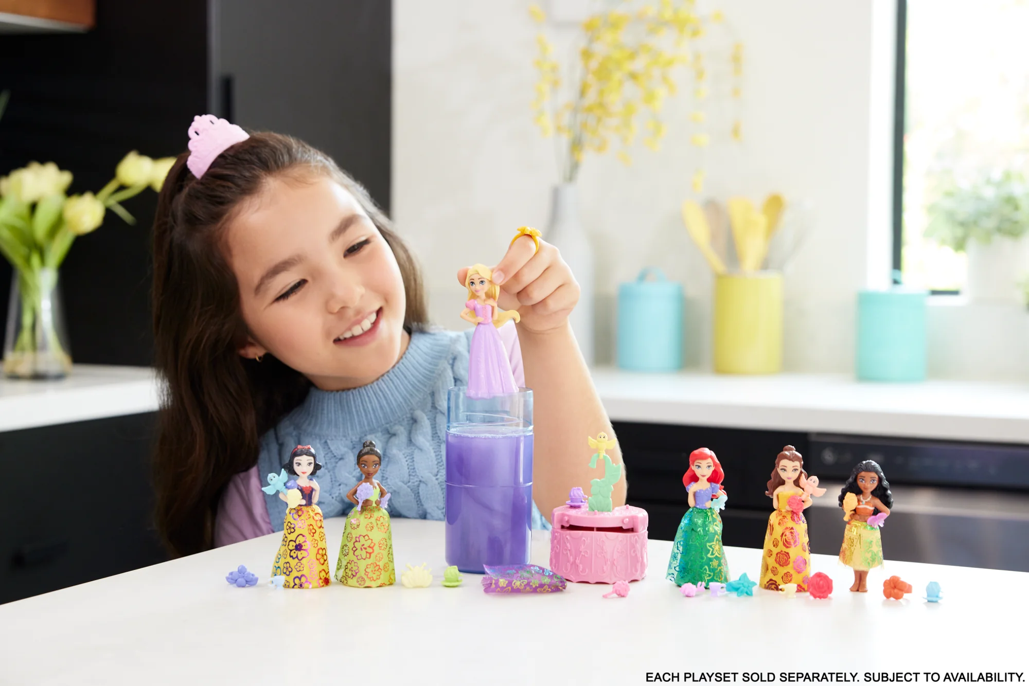 Disney Princess Royal Color Reveal Surprise Small Doll With Garden Party Accessories (Dolls May Vary)