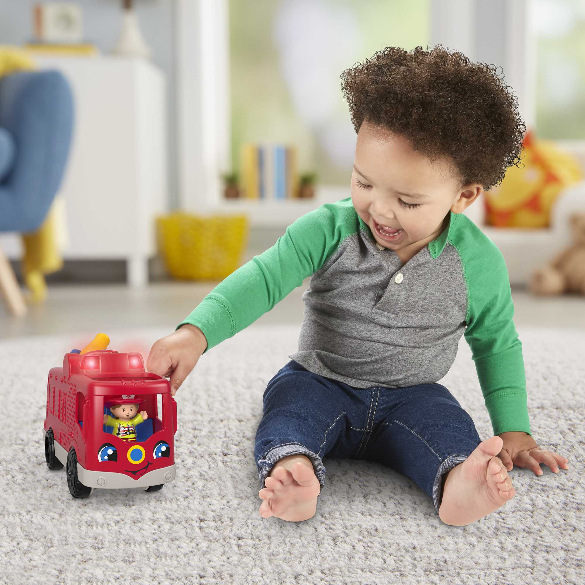 Fisher-Price Little People Helping Others Fire Truck - English & French Version