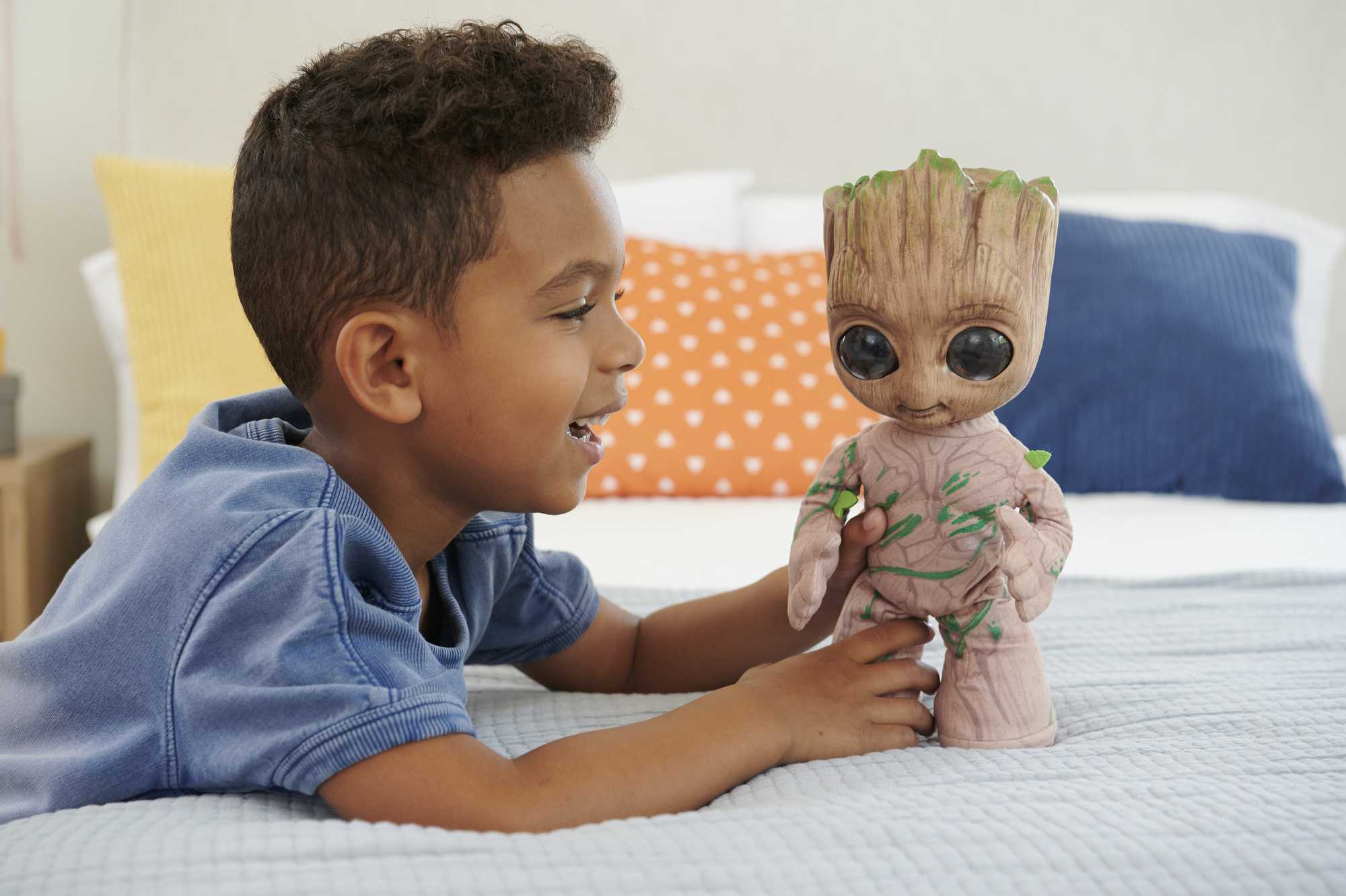 Marvel Plush, Groovin’ Groot Dancing And Talking Plush Figure