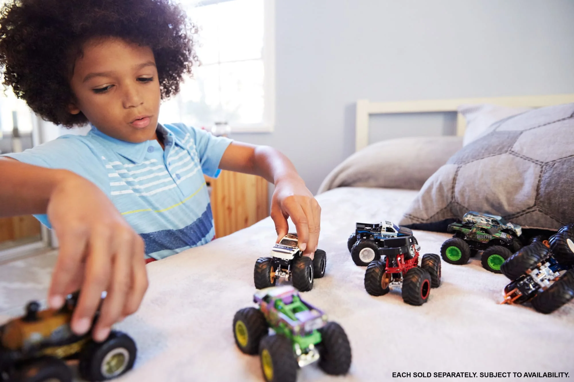 Monster Trucks Hot Wheels à L’Échelle 1:64 Avec Roues Géantes