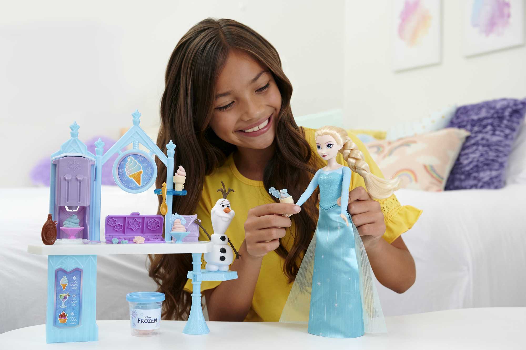 Disney Frozen Toys, Elsa & Olaf's Frozen Treats Playset