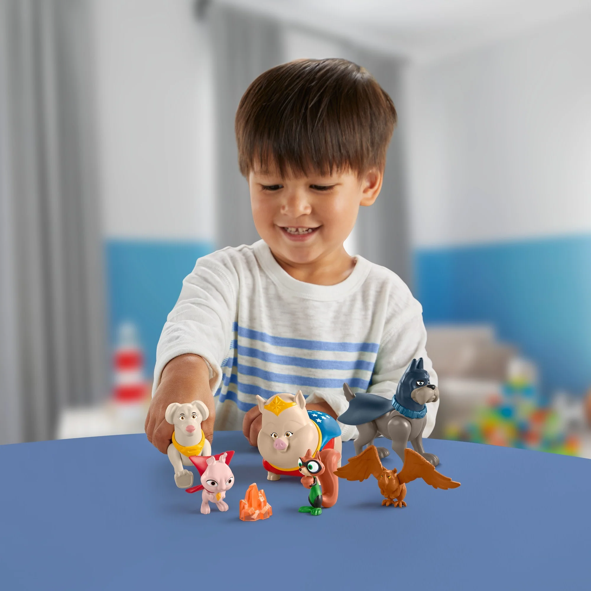 Fisher-Price DC League Of Super-Pets Figure Multipack Set Of 6 Characters For Pretend Play
