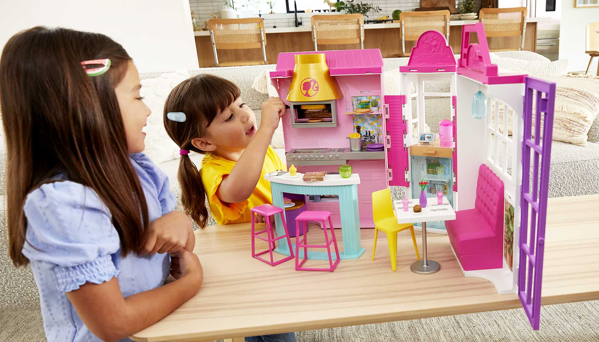 Barbie Cook ‘n Grill Restaurant Playset With More Than 30 Pieces