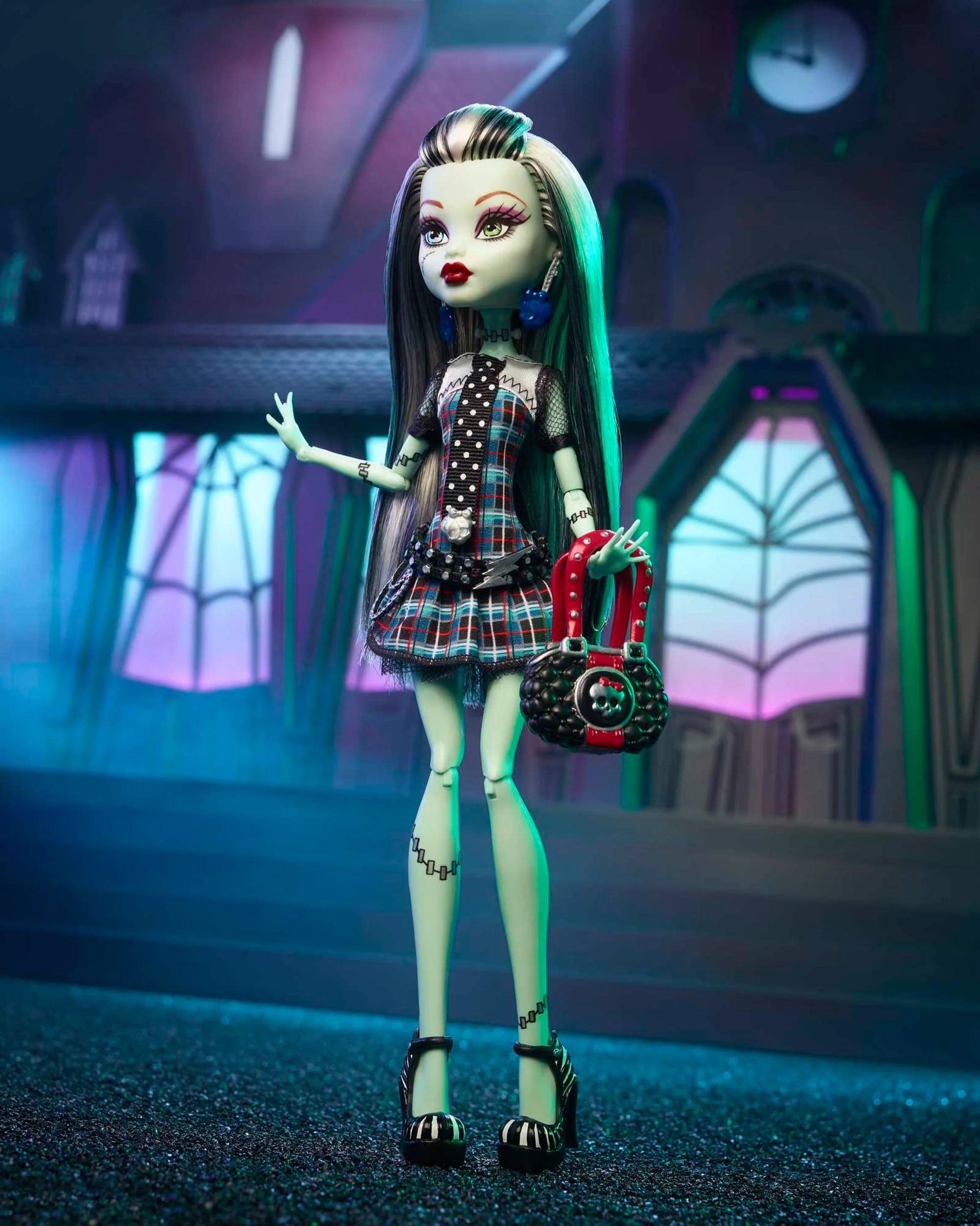 Monster High Frankie Stein Reproduction Doll With Doll Stand & Accessories