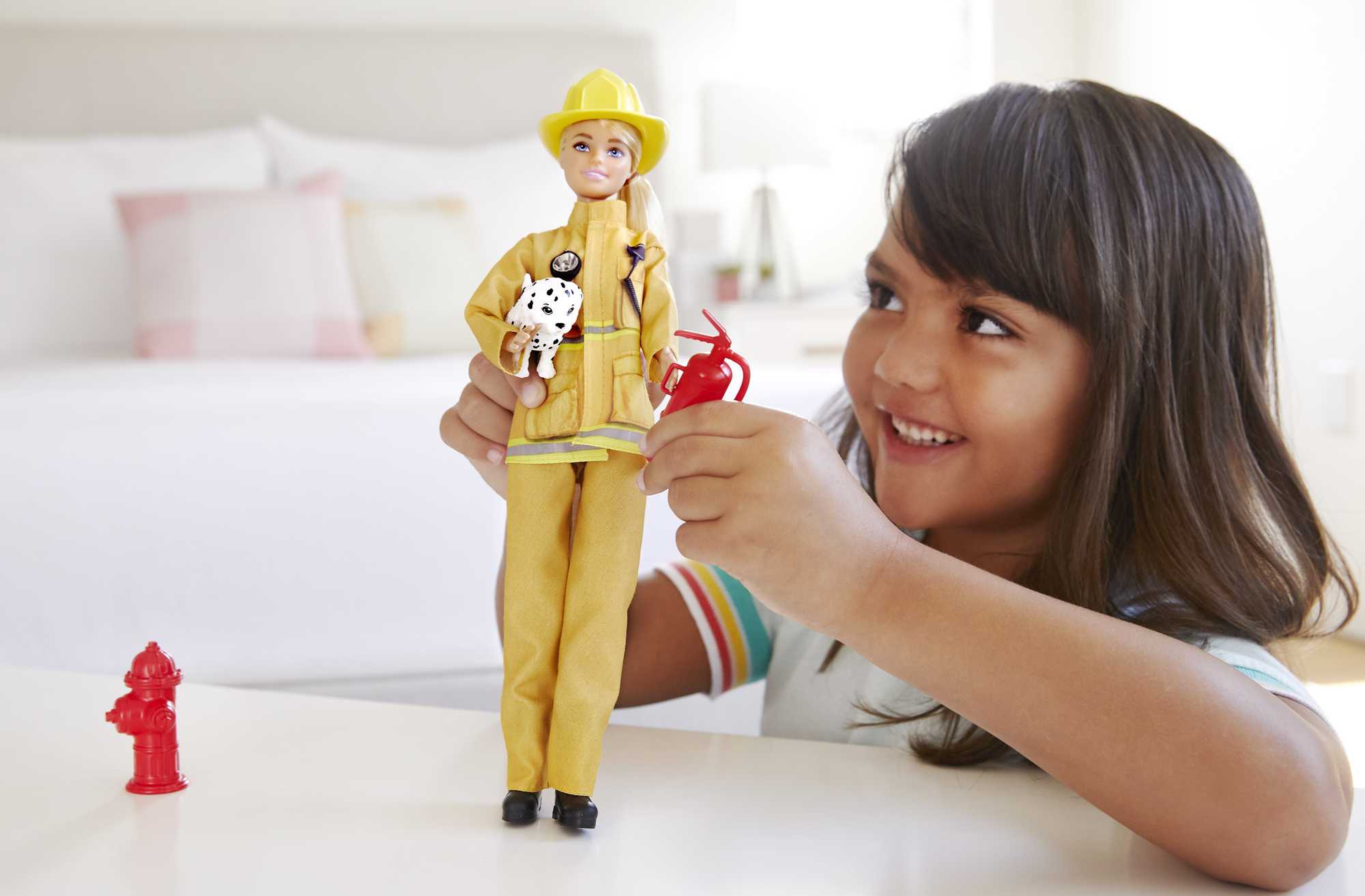 Barbie Firefighter Blonde Doll (12-In/30.40-Cm) & Playset, Ages 3 & Up