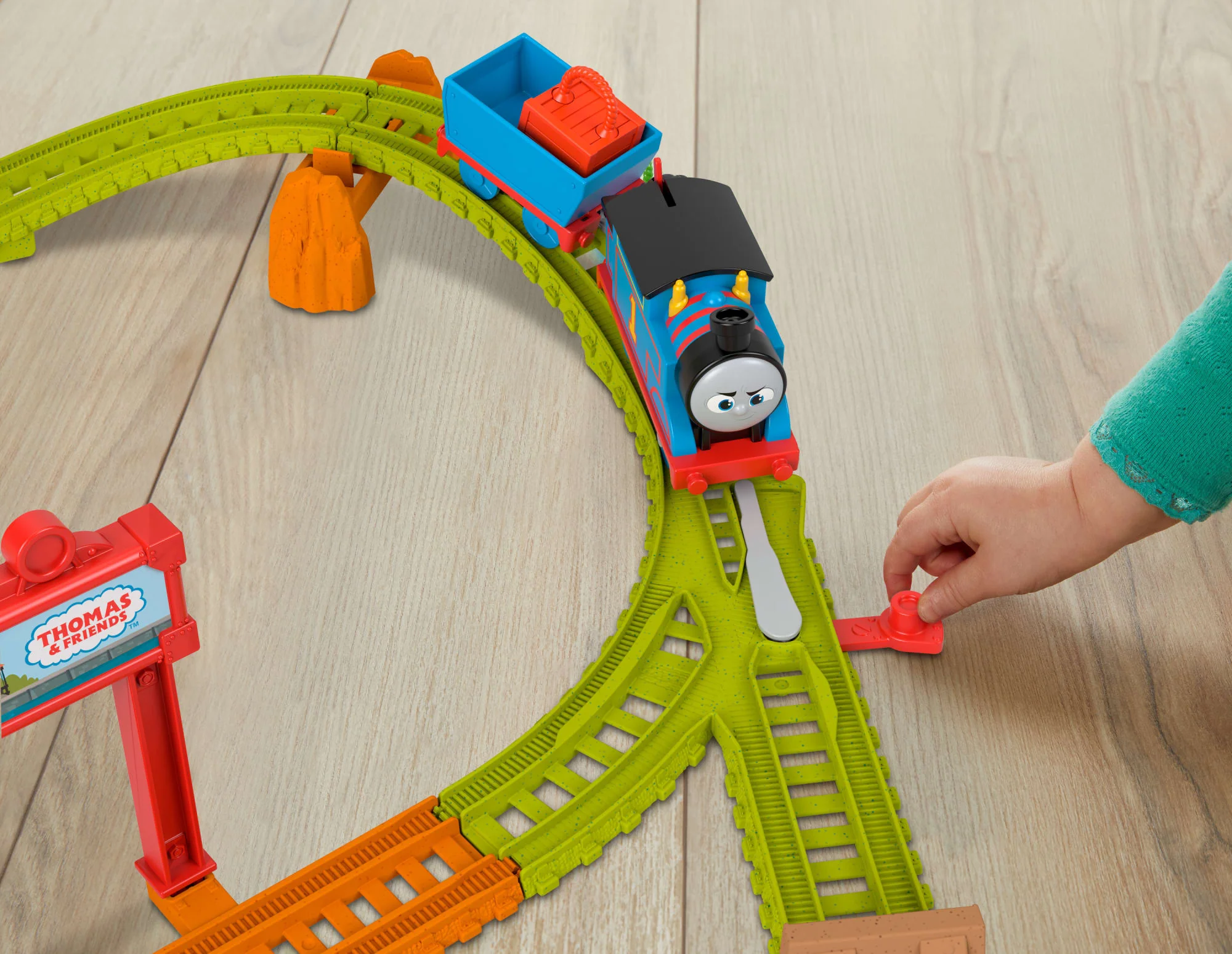 Thomas & Friends Thomas’ Wobble Track Motorized Toy Train & Track Set For Preschool Kids