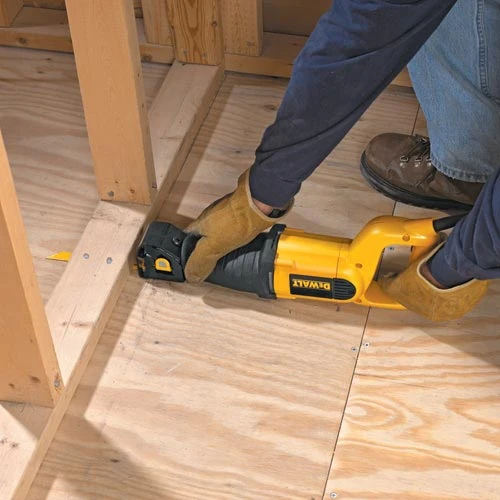 DeWALT DWE304 10 Amp Reciprocating Saw Tool Flush Cutting 4 Position Blade Clamp