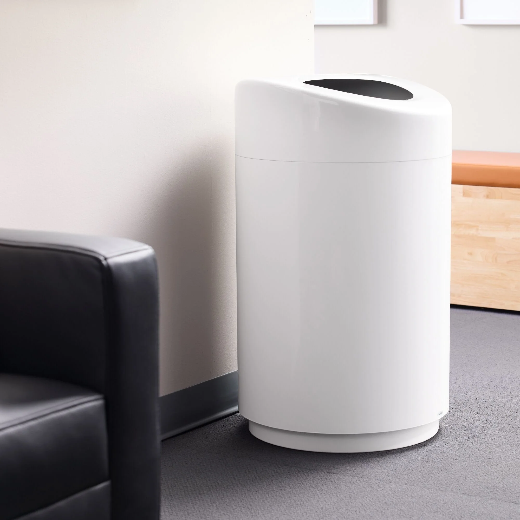 Large Trash Can, 30-Gallon Metal Garbage Can, Receptacle