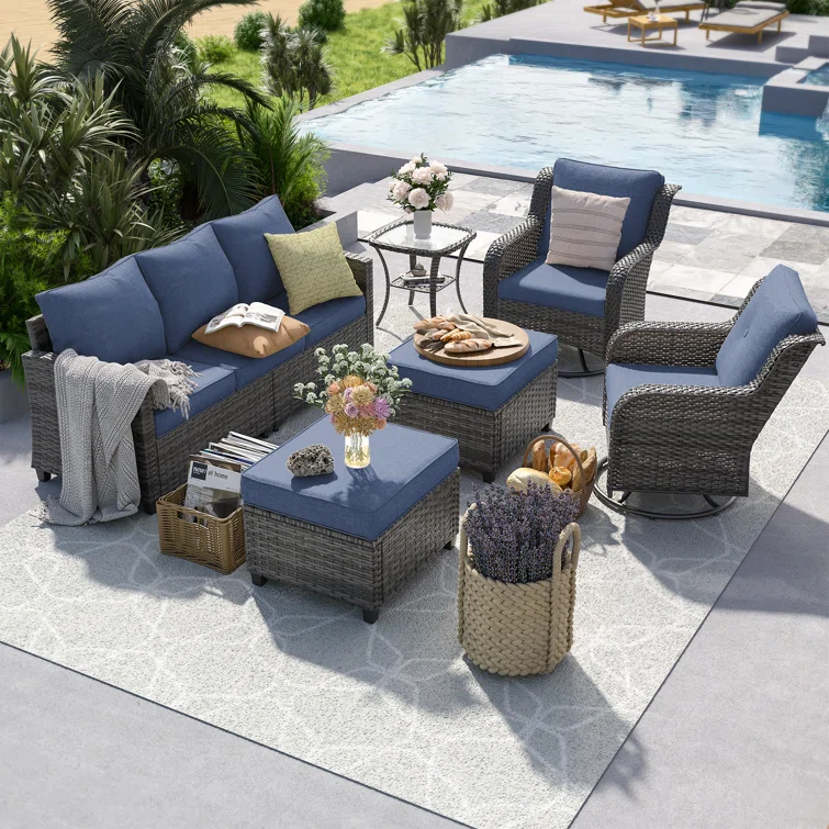 Mashawna 5 - Person Outdoor Seating Group