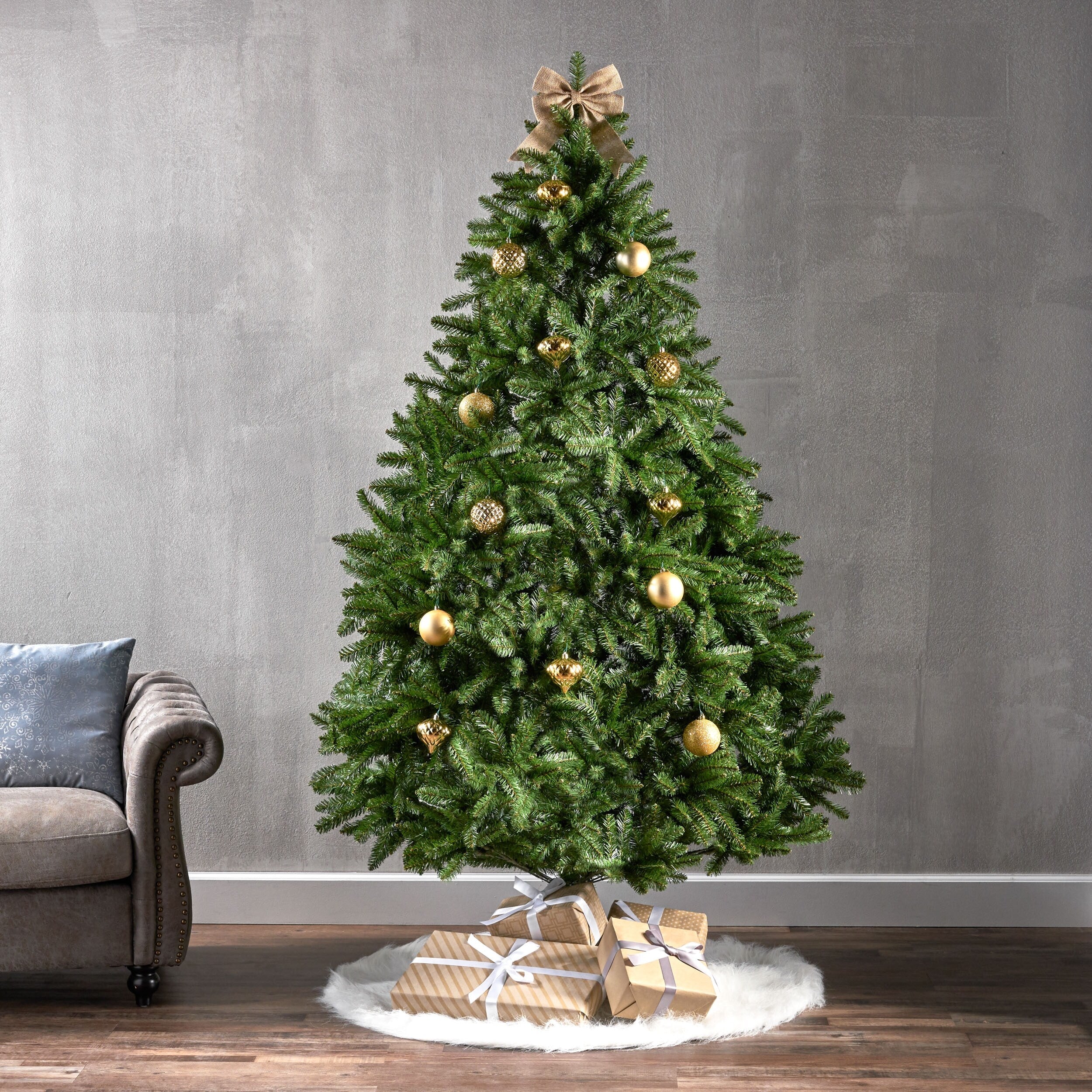 7-Foot Norway Hinged Artificial Christmas Tree, 2,231 PVC Branch Tips, Dia:58