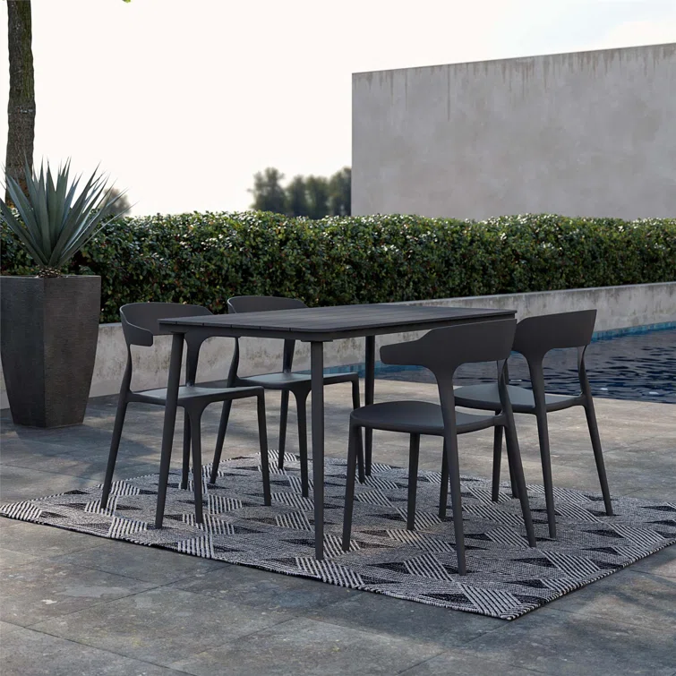 Felix 4 - Person Rectangular Outdoor Dining Set