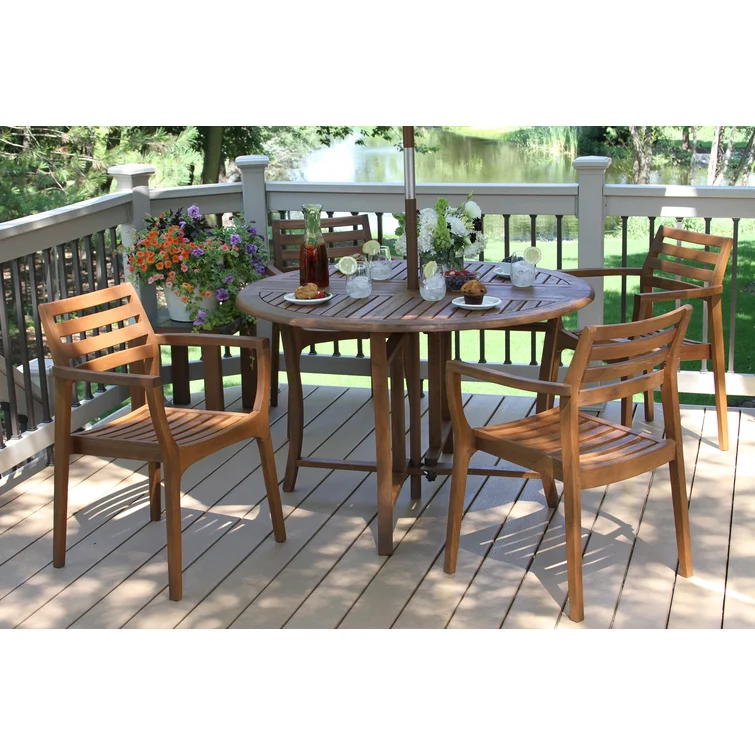 Fleur 4 - Person Round Outdoor Dining Set