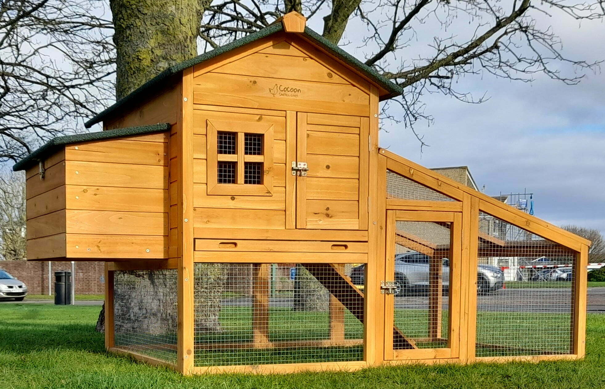 XL Treetop Cottage Chicken Coop