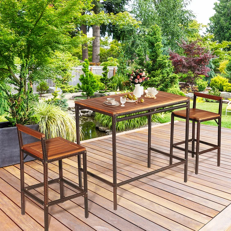 Sensabaugh 2 - Person Rectangular Outdoor Dining Set