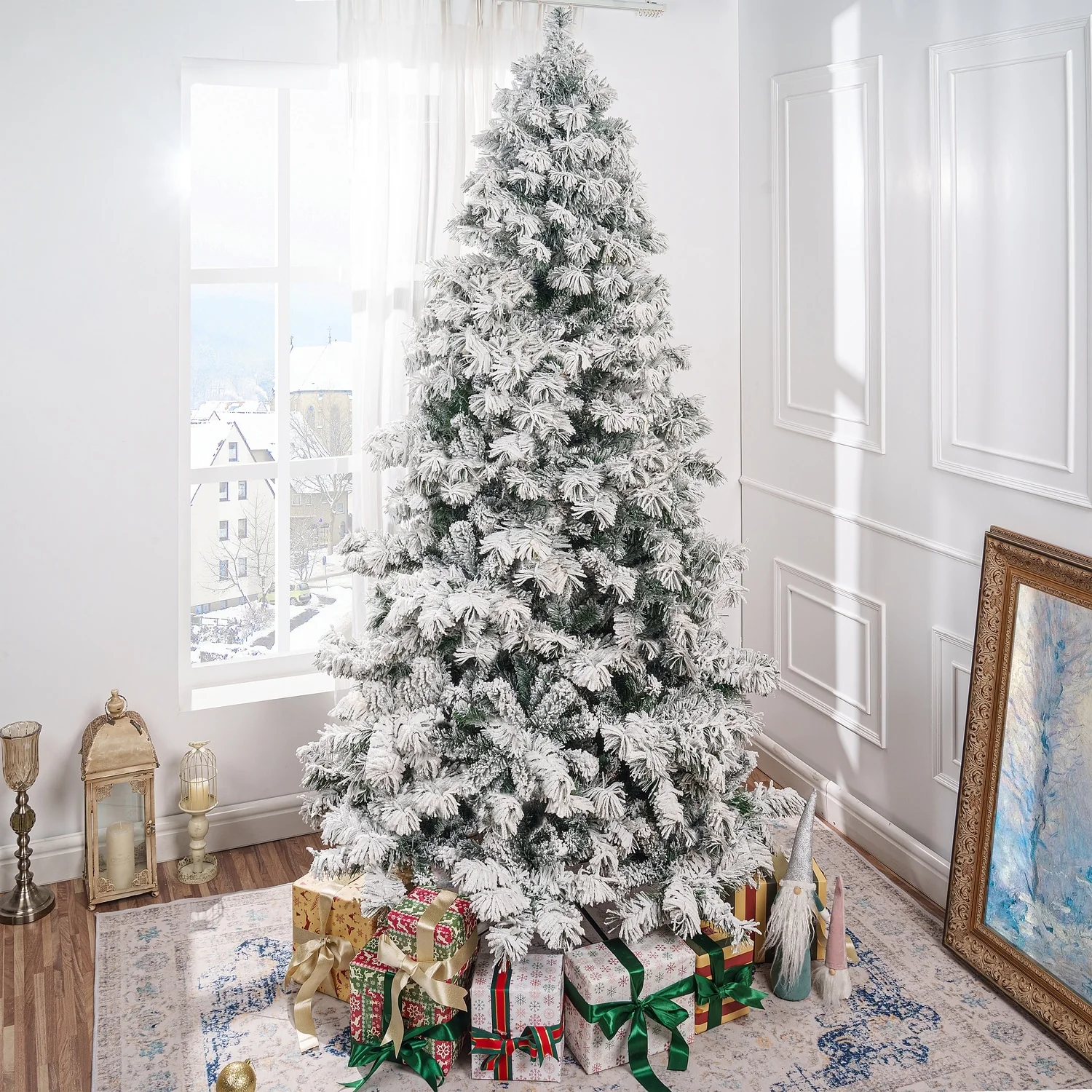 Snow-Flocked Pre-Lit Christmas Tree with Realistic Alaskan Pine Frosted Branches and Lights