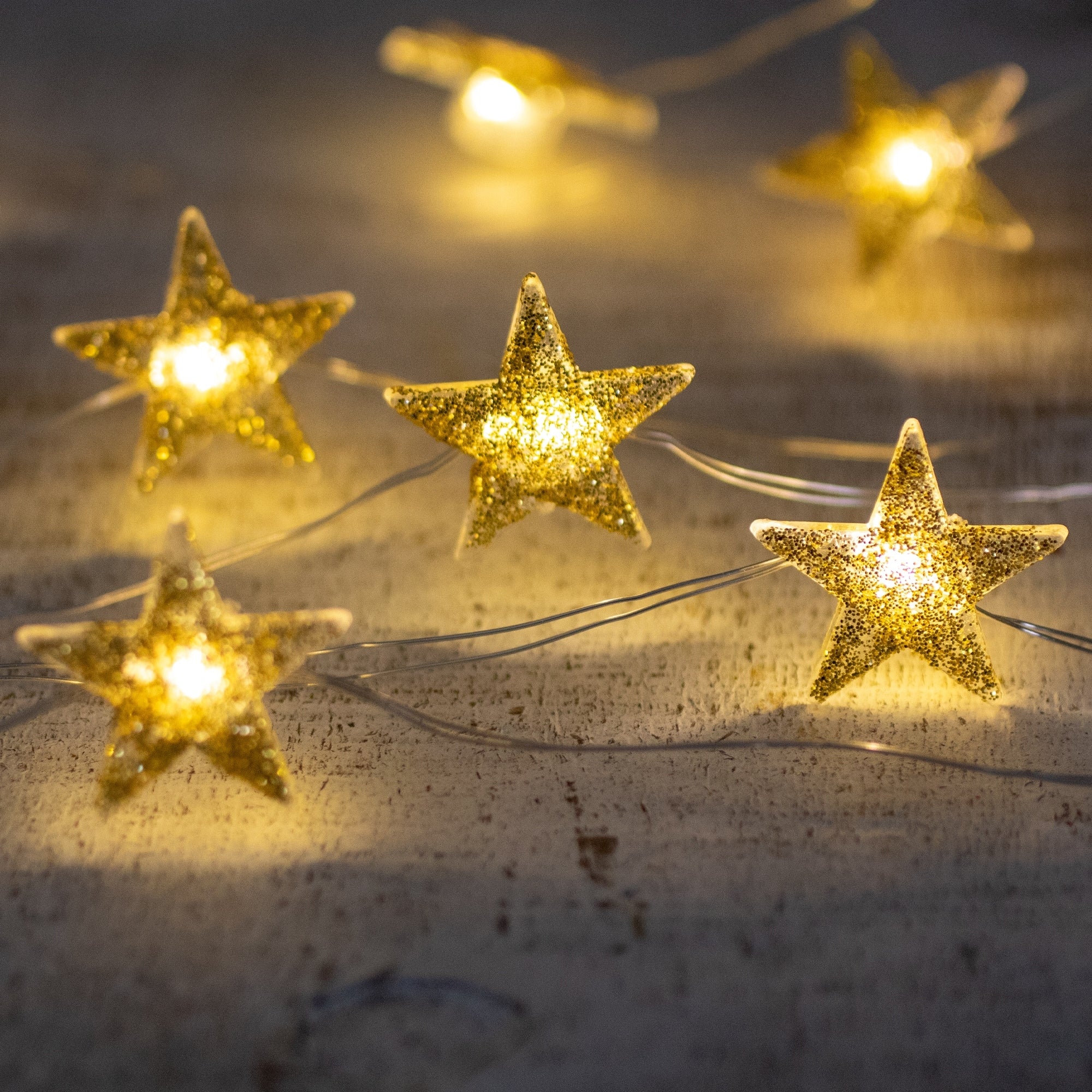 Battery Operated Star Christmas Light Set - Warm White LED - 6.5' Silver Wire - 20ct