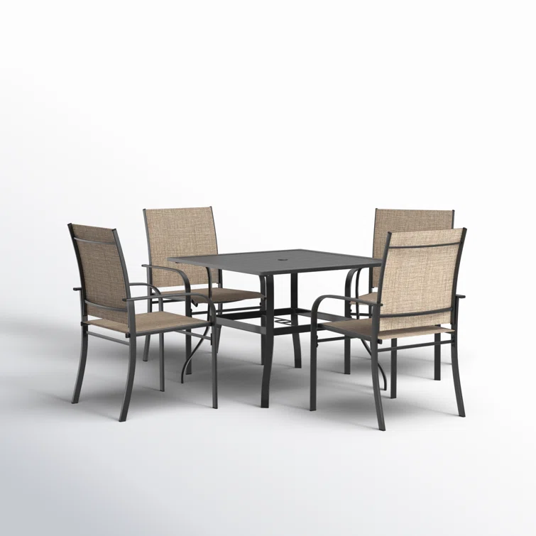 Argyri Square 4 - Person 37