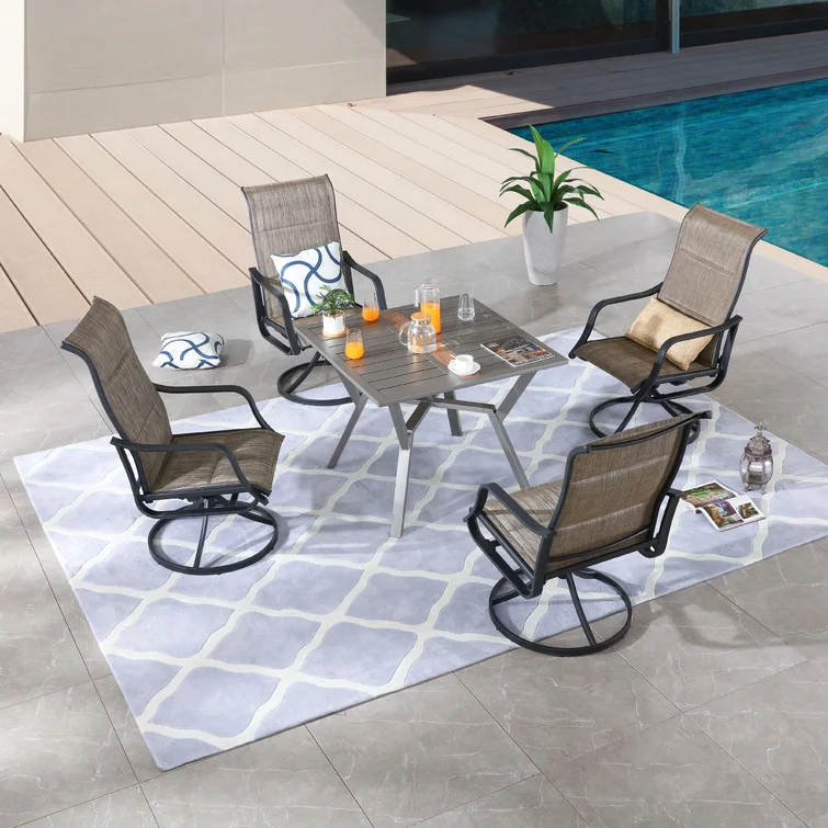 Rusi 4 - Person Rectangular Outdoor Dining Set
