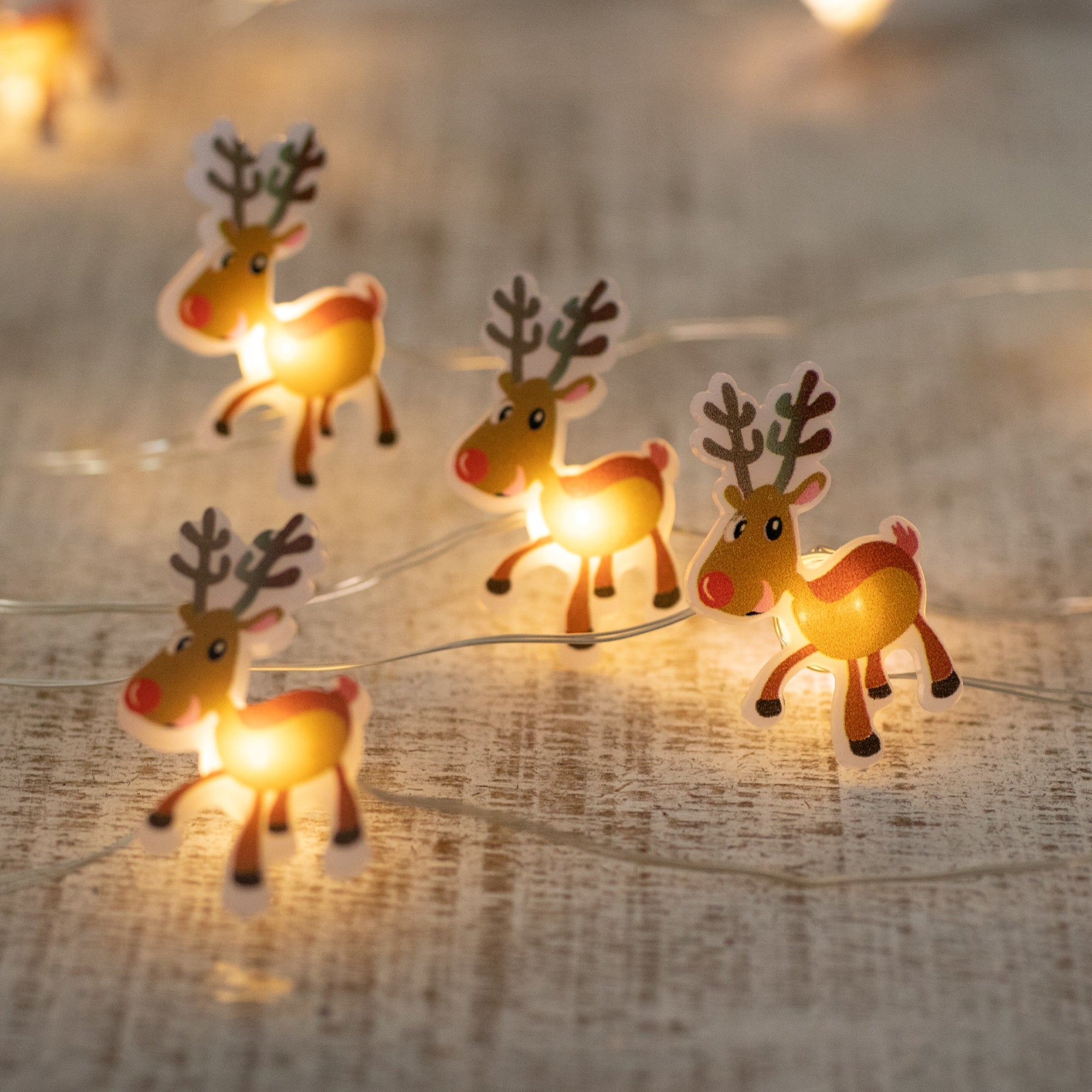 B/O Reindeer Christmas Light Set Warm White LED 6' Clear Wire 20ct