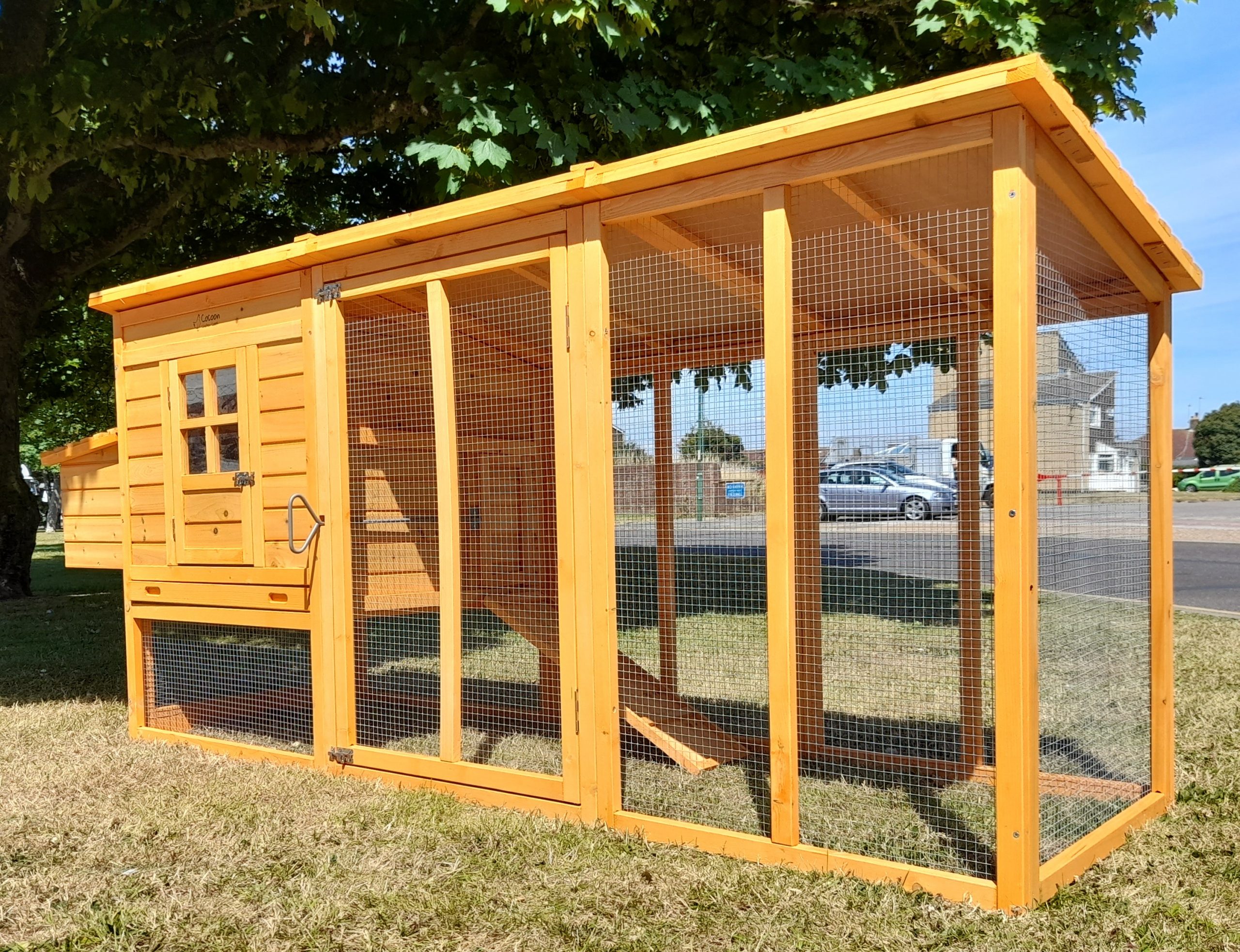 The Barnyard XL Chicken Coop