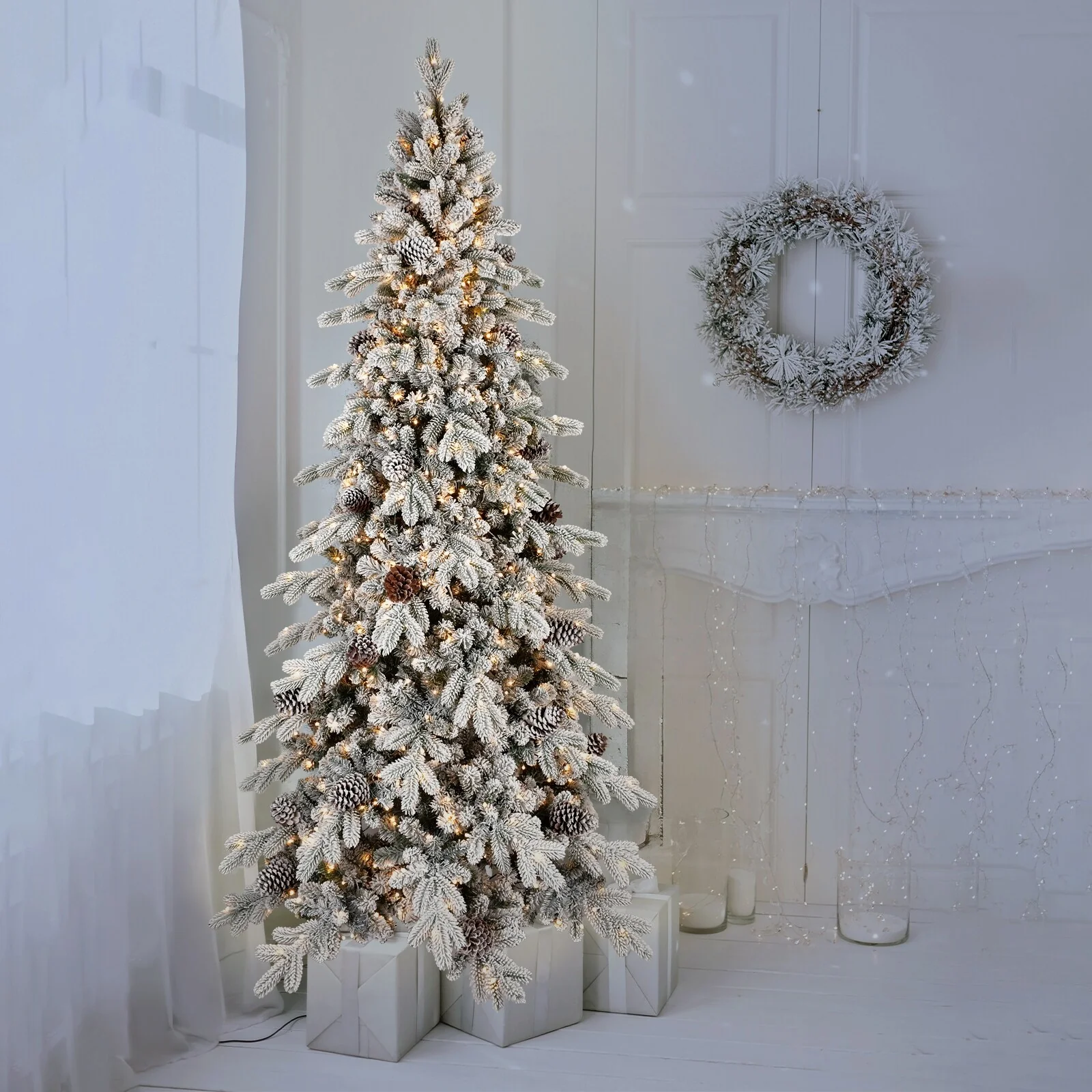 6FT Flocked PE/PVC Christmas Tree with 600 Warm White LED Lights-935 Tips, 31 Natural Pine Cones, Snowy Effect, Hinged Branches