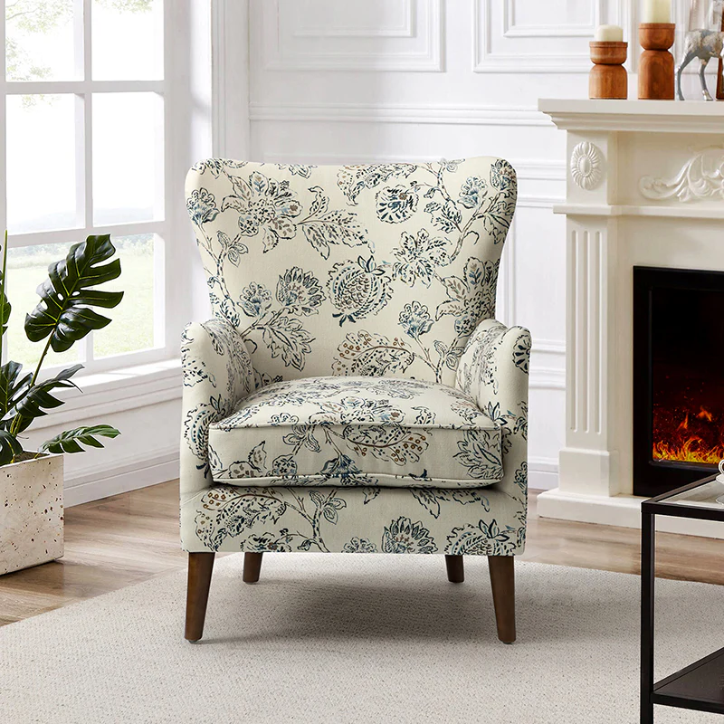 Johannes Armchair