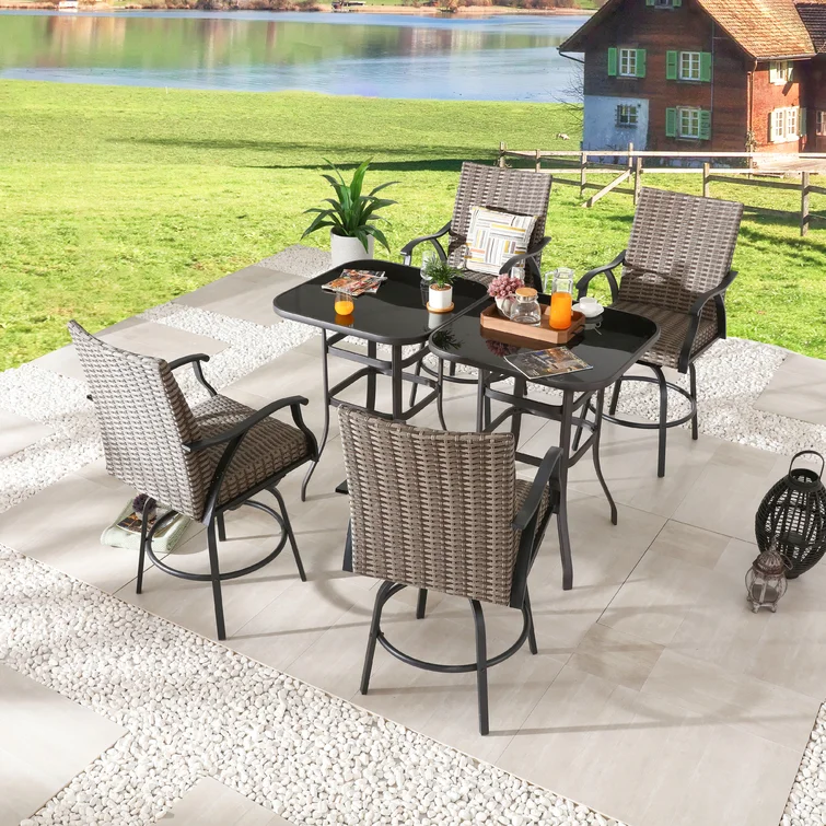 4 - Person Square Outdoor Dining Set