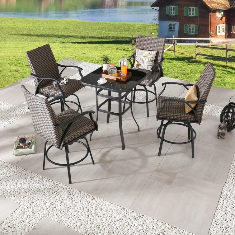 4 - Person Square Outdoor Dining Set