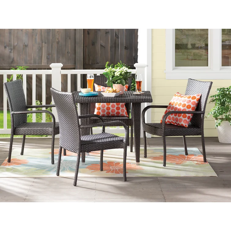 Gunning 4 - Person Square Outdoor Dining Set