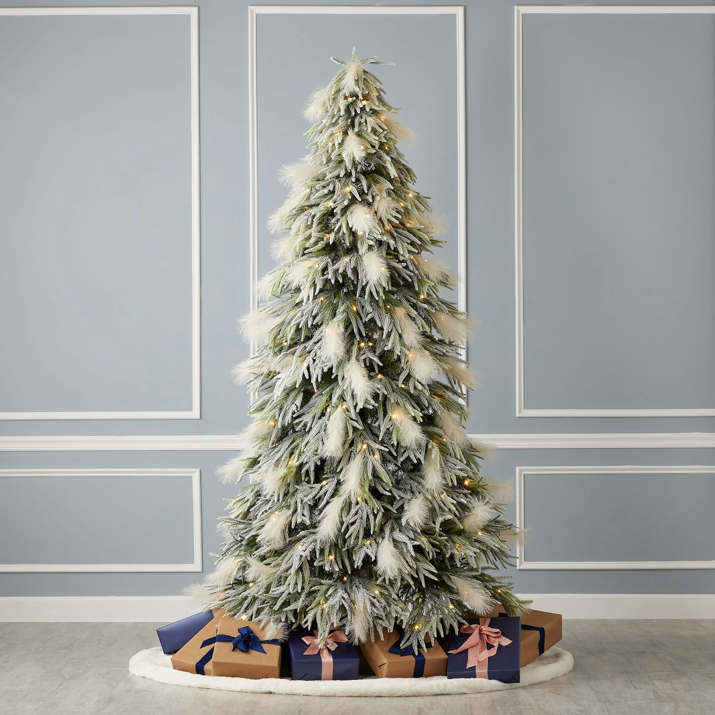 Pine and Pampas Prelit Artificial Tree 7.5ft