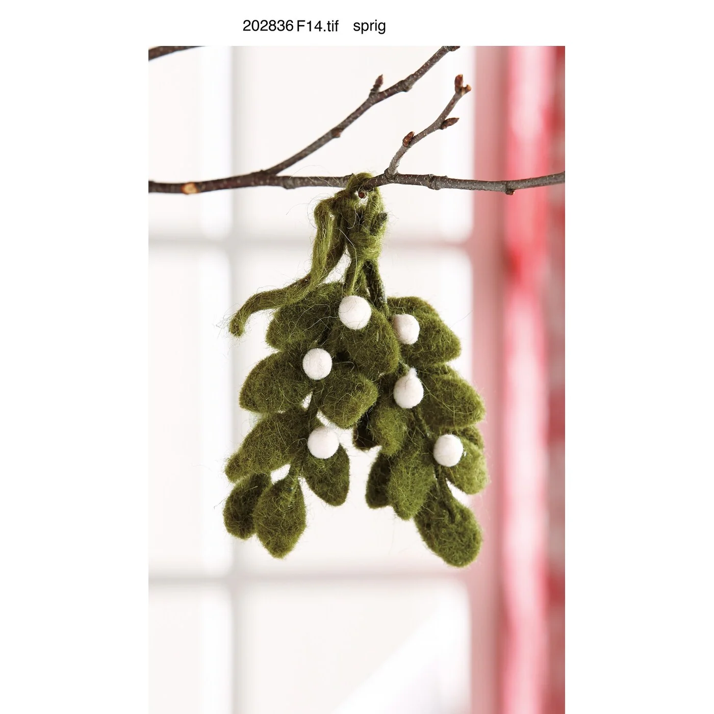 Green Mistletoe Felt Ornament, 4 inch