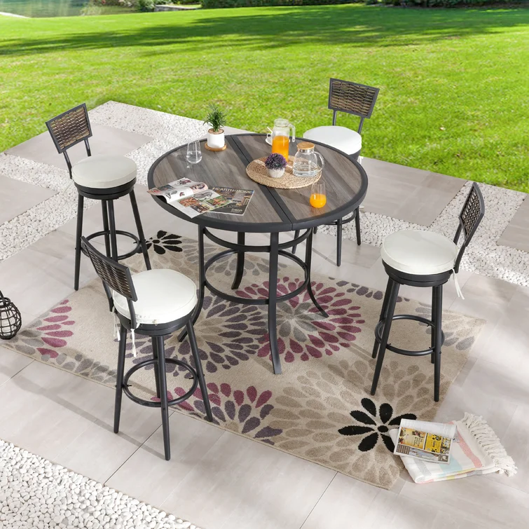 Gunselman 4 - Person Round Outdoor Dining Set