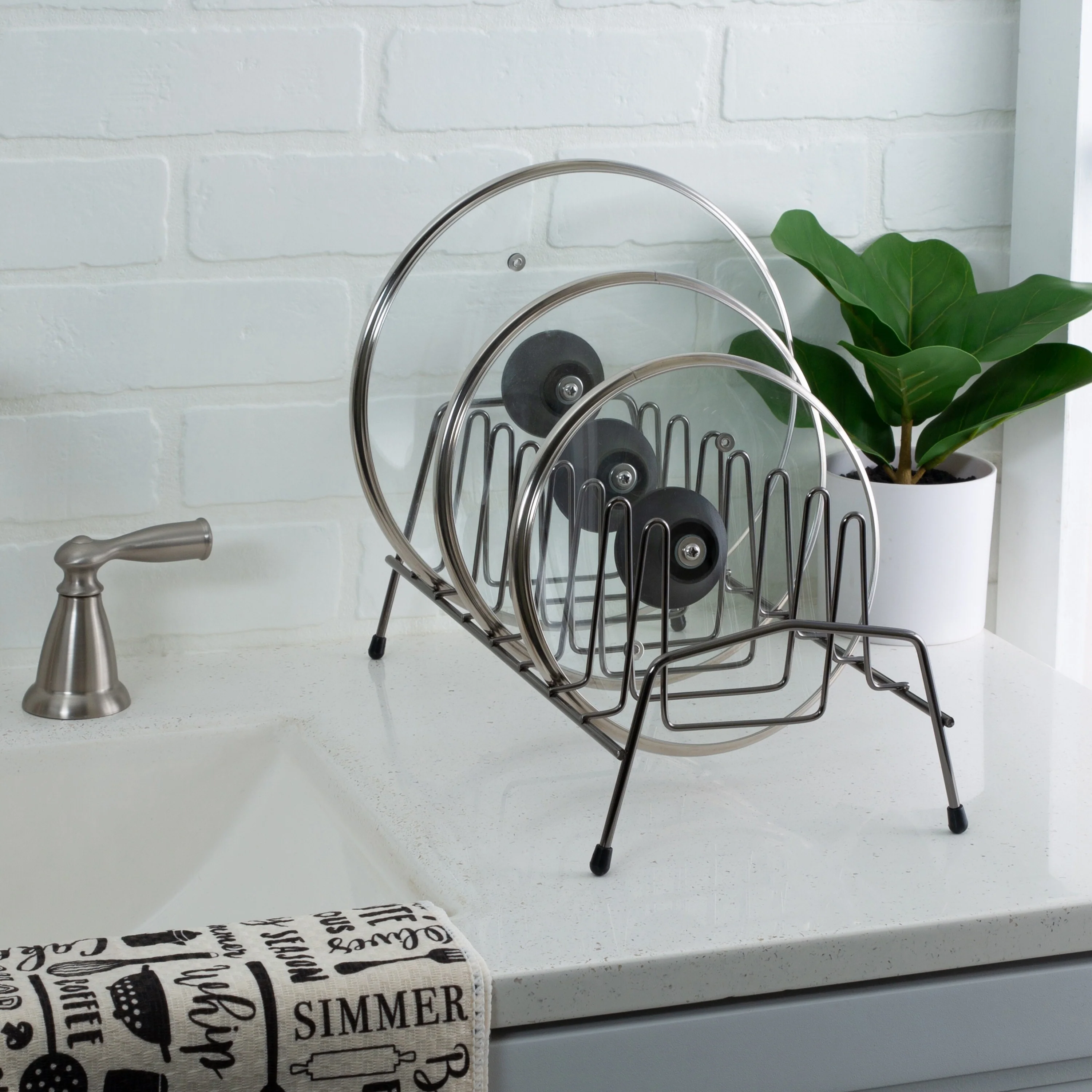 Kitchen Details Lid Organizer in Onyx