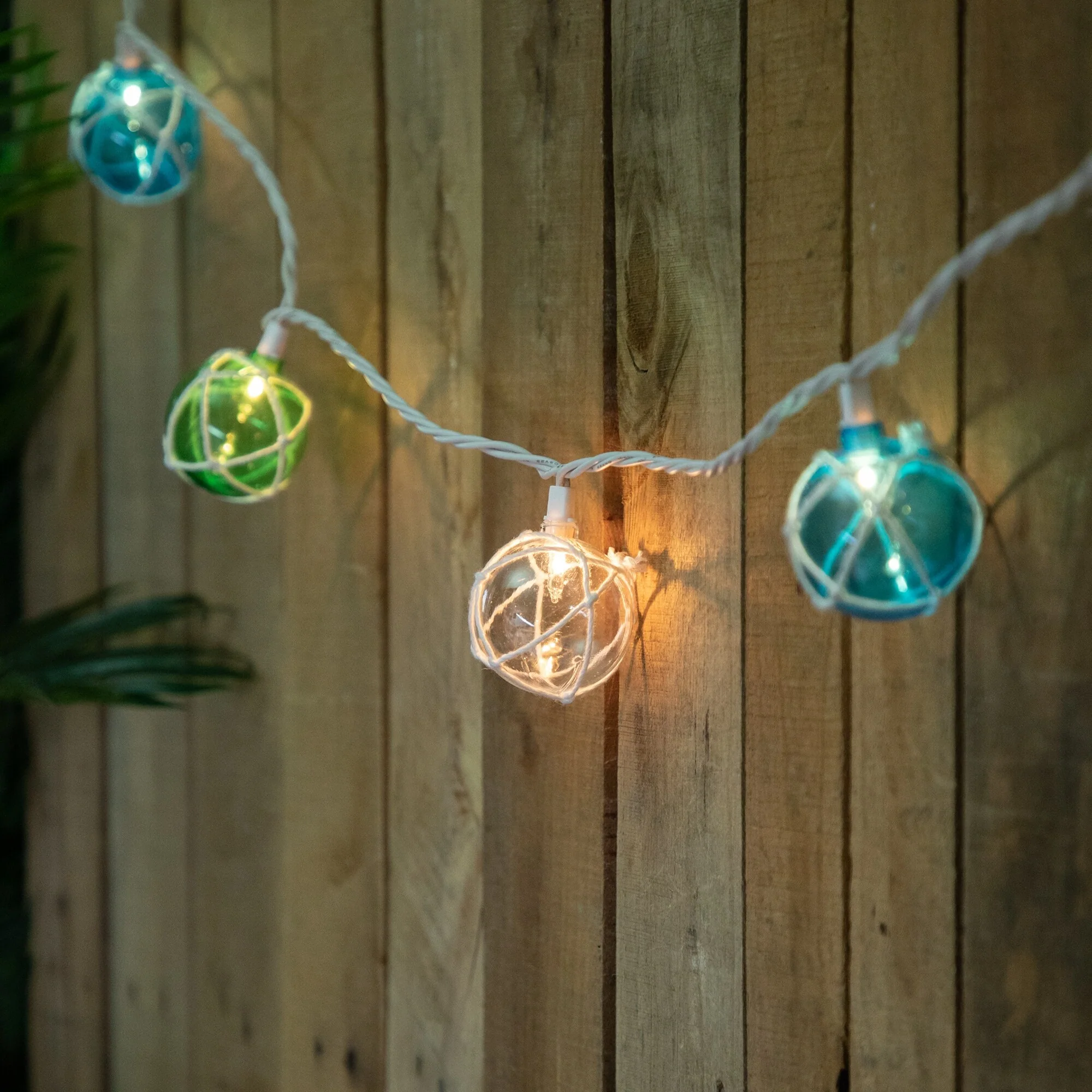 10-Count Multicolor Globe Christmas Light Set, 6ft White Wire
