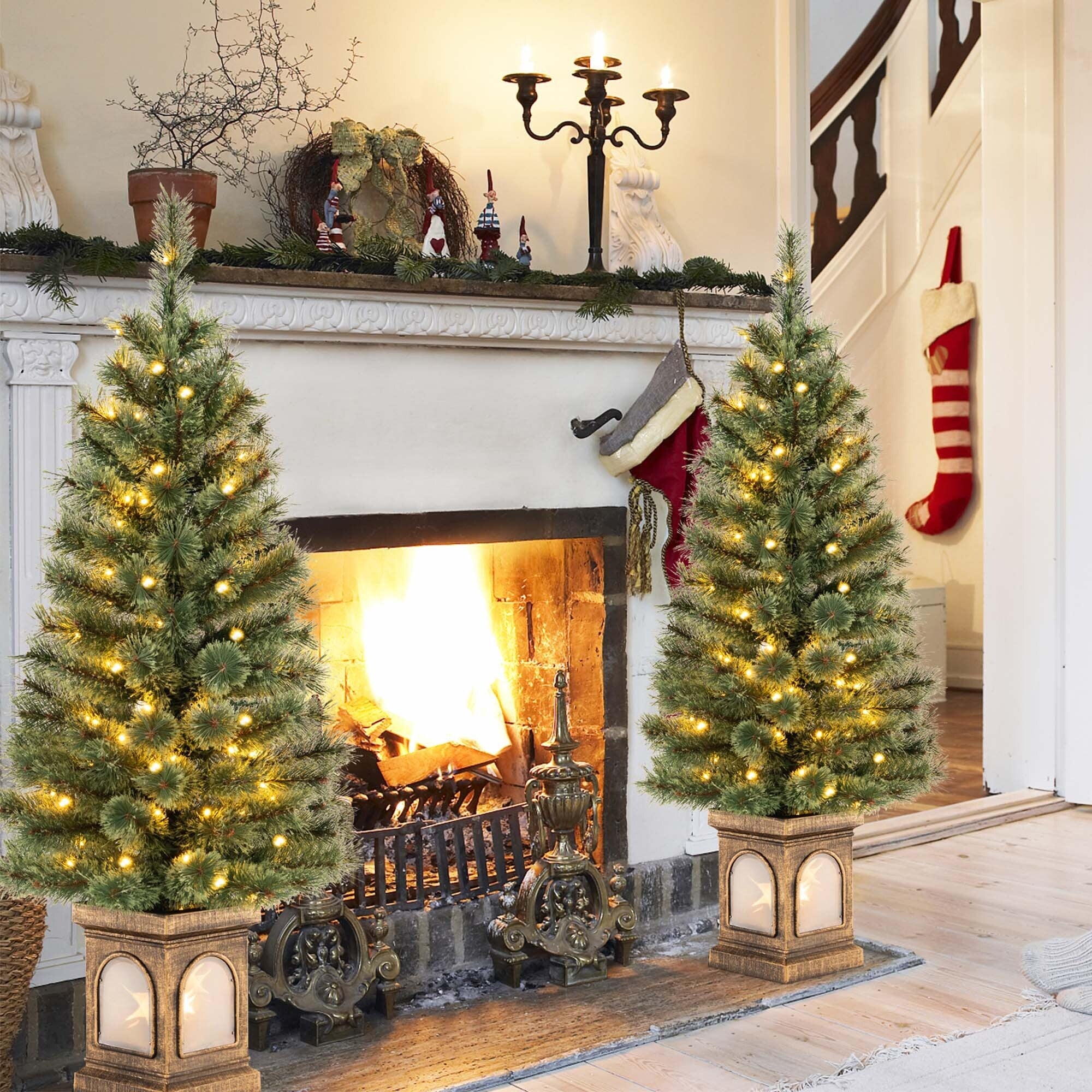 4 FT Pre-Lit Potted Christmas Tree 3 Dynamic Modes Remote Control