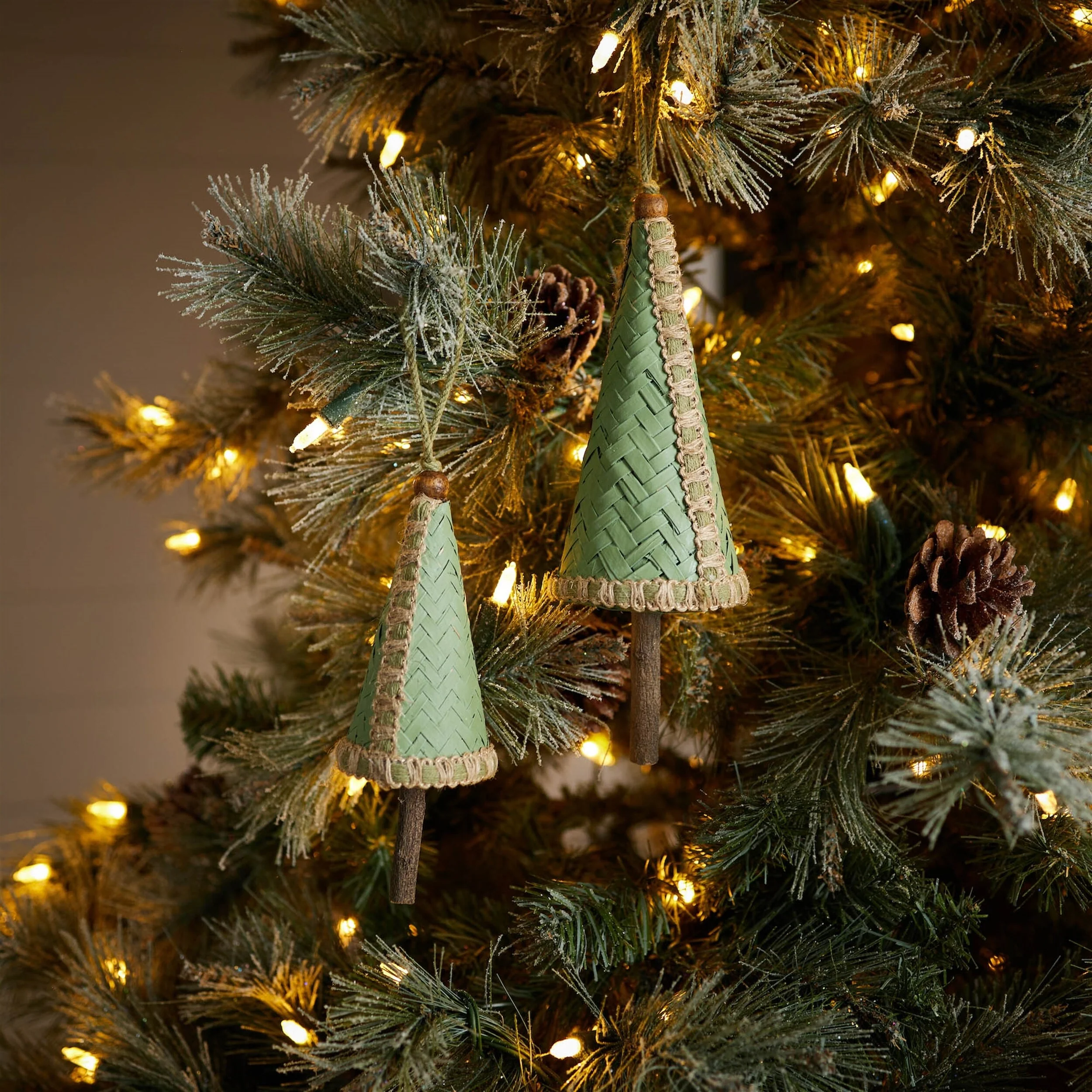 Set of 4 Woven Wicker Pine Tree Ornaments Green and Beige Rustic Farmhouse Christmas Decoration - 3.25”L x 3.25”W x 9.25”H
