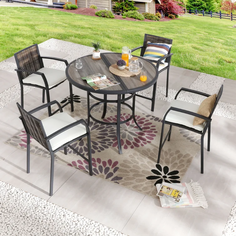 Gunsby 4 - Person Round Outdoor Dining Set with Cushions