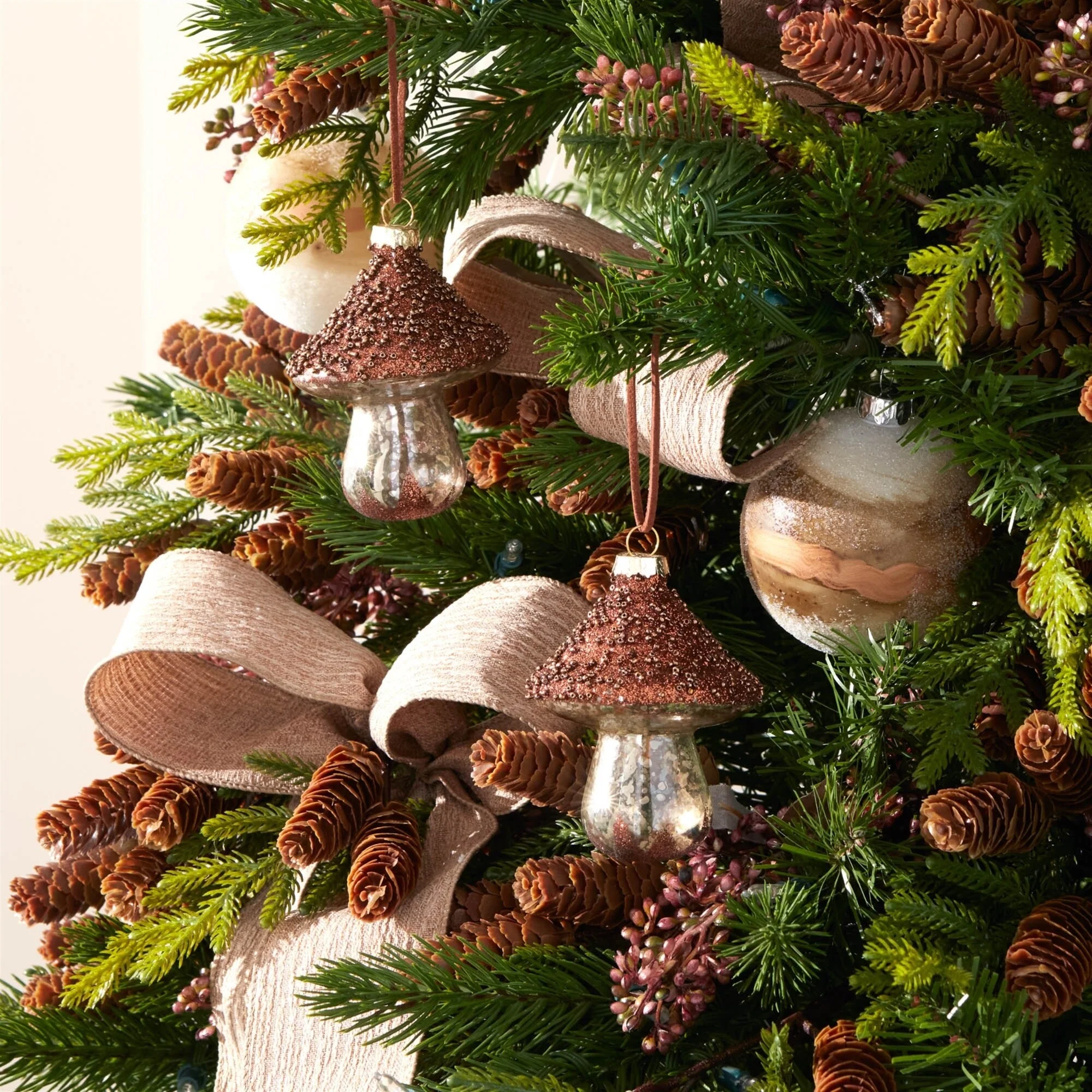 Beaded Mushroom Glass Christmas Ornaments - 4