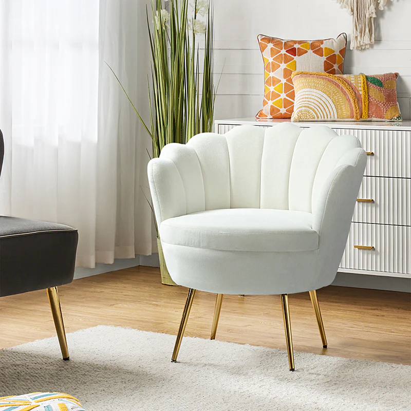 Evelia Velvet Scalloped Barrel Chair