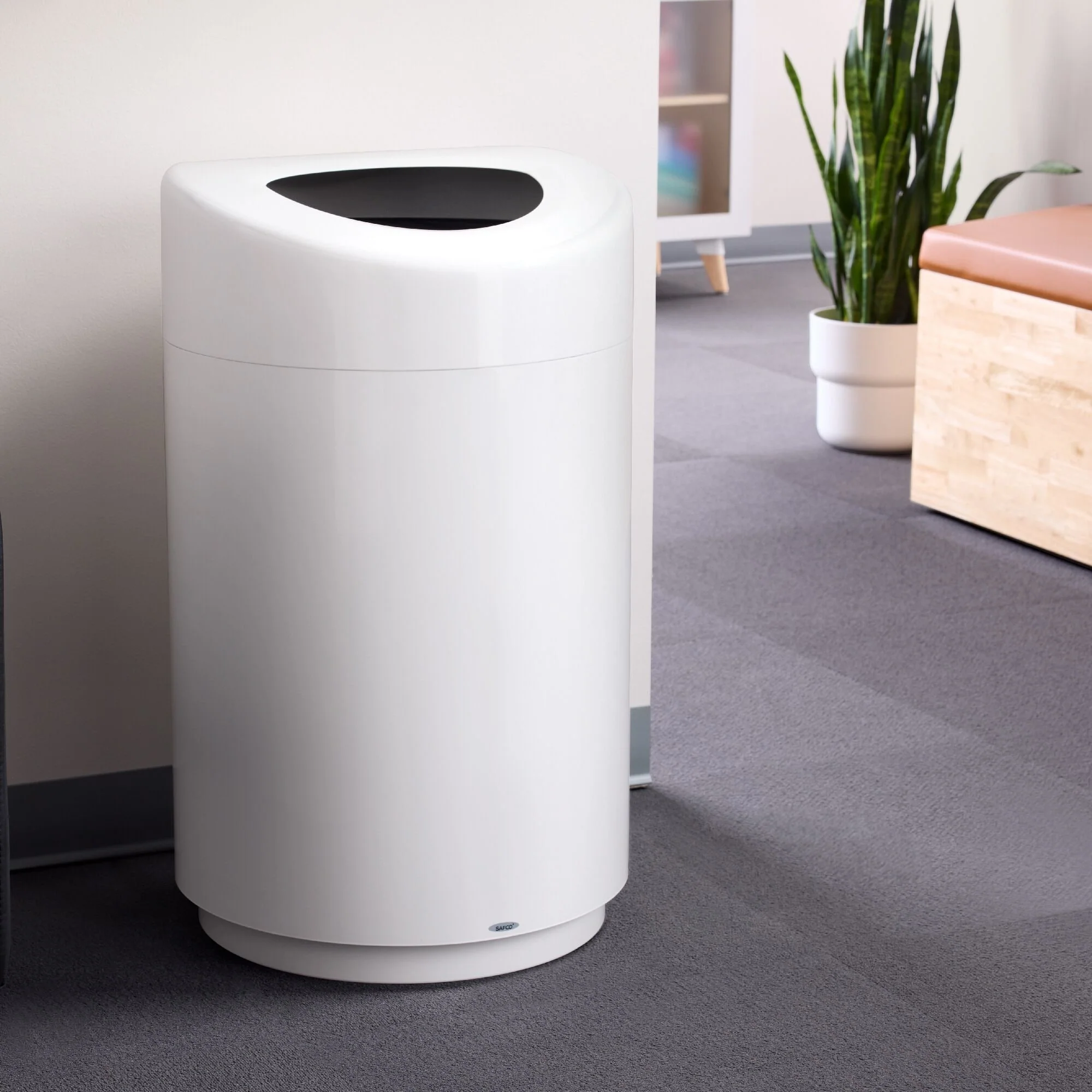 Large Trash Can, 30-Gallon Metal Garbage Can, Receptacle